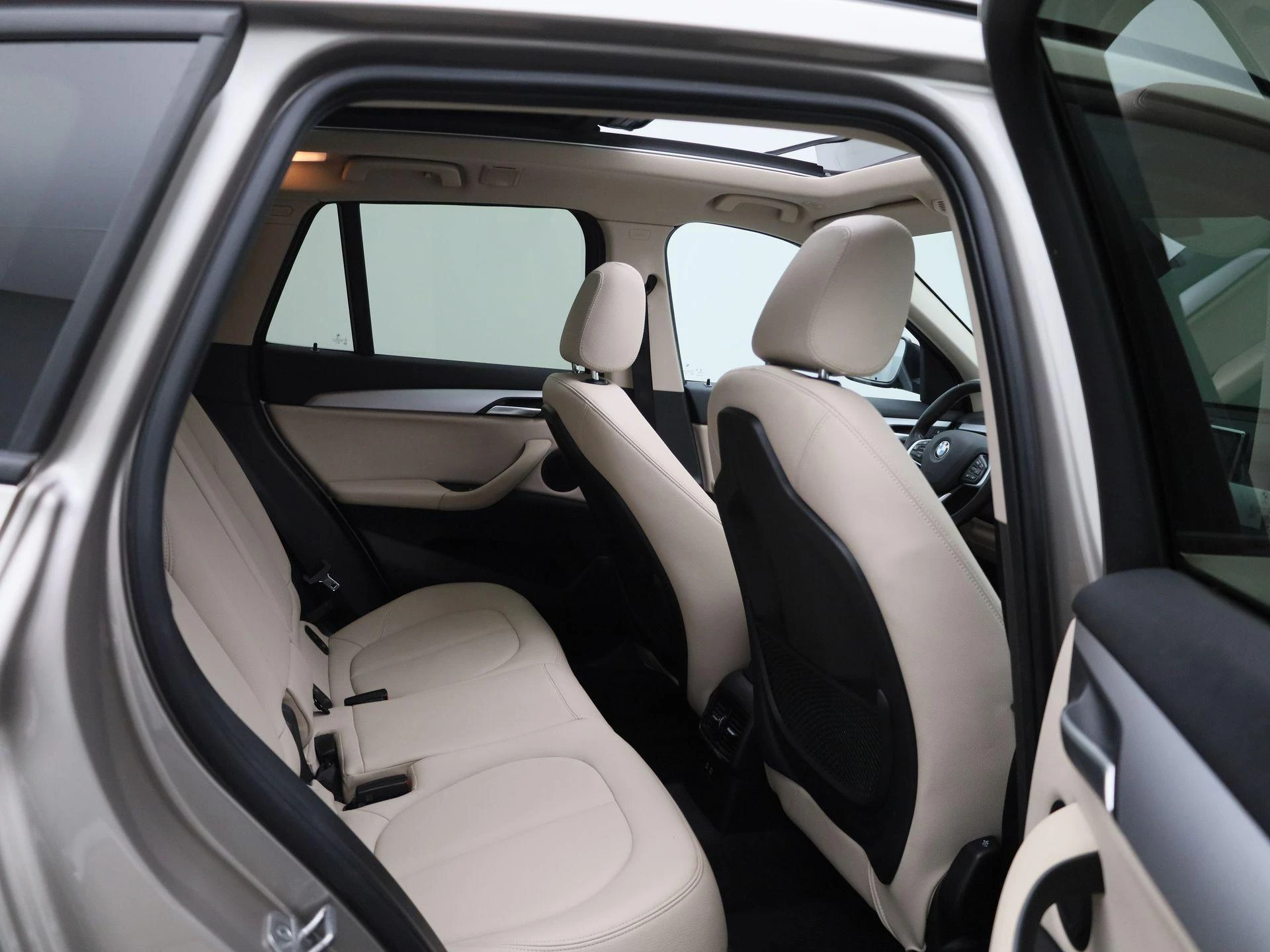 BMW X1 sDrive16dA (85 kW)