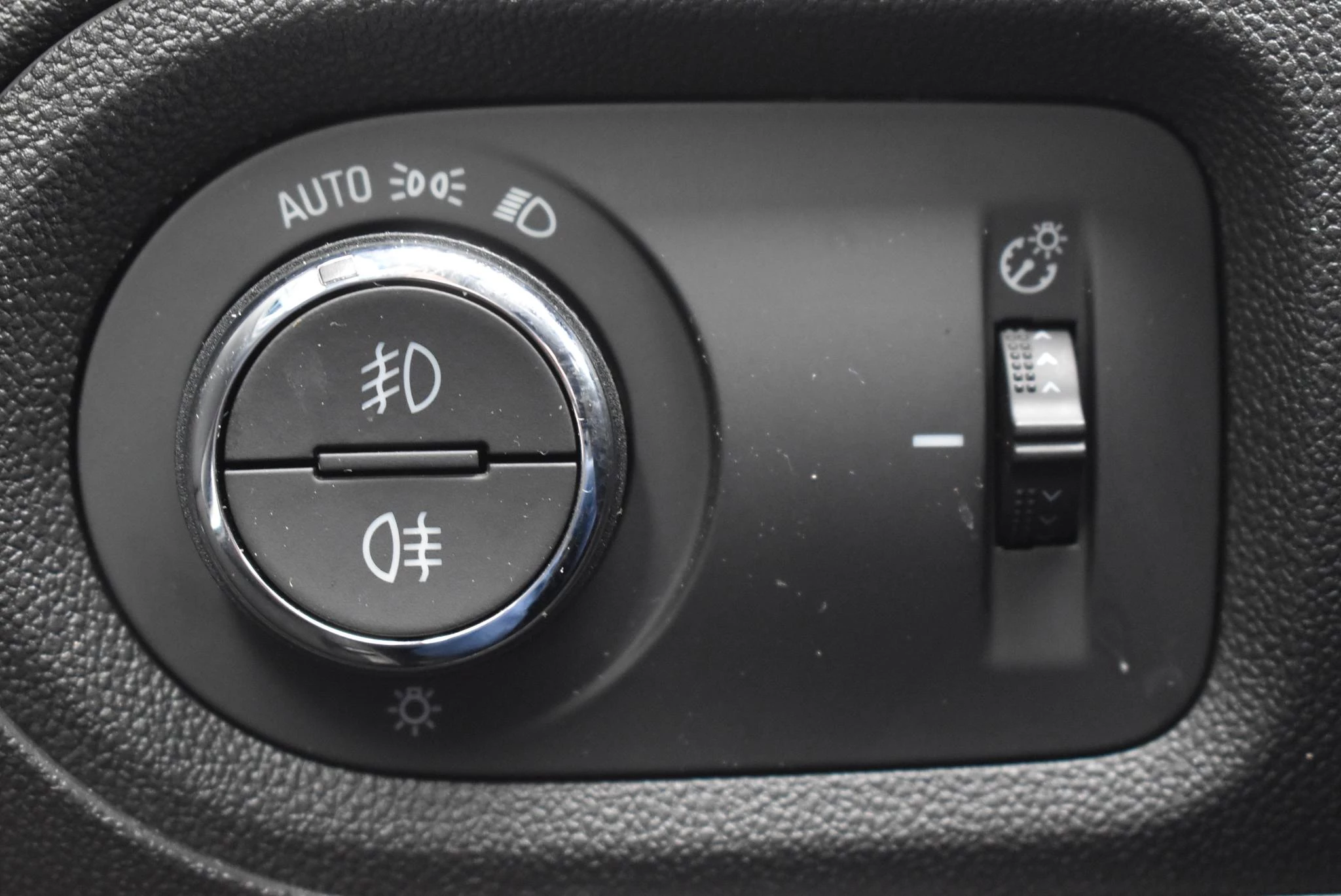 Opel-Grandland-image-16