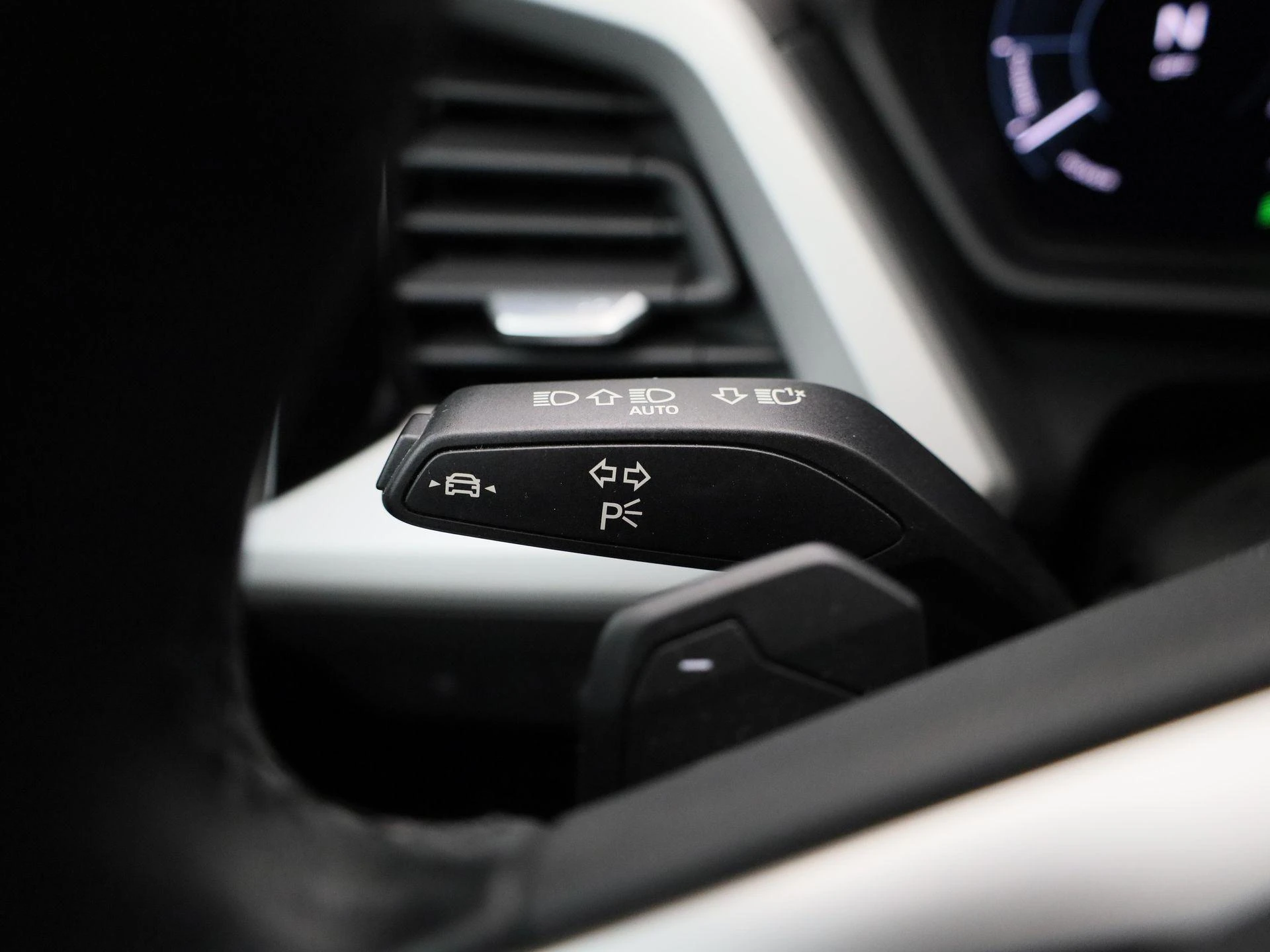 Audi-Q4 Sportback e-tron-image-24
