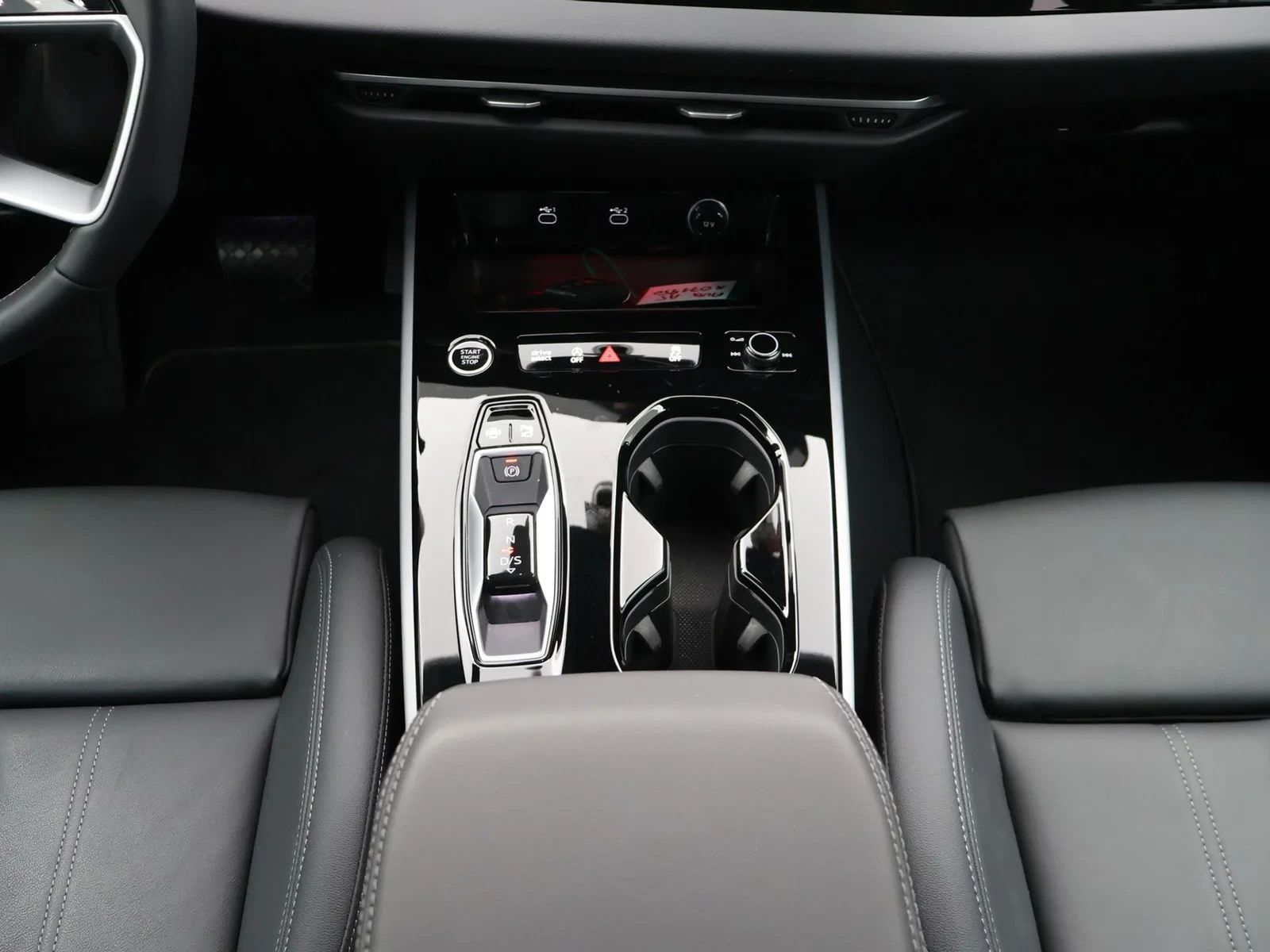 Audi A5 Avant 2.0TFSI Advanced 150PK *AUTOMAAT*LEDER*CAMERA*PDC*ACC*VIRTUAL COCKPIT*APP-CONNECT*...*