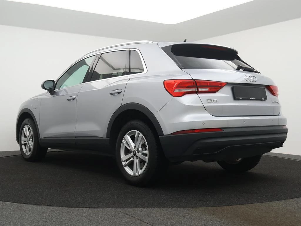 Audi Q3 PHEV Audi Q3 PHEV Attraction 45TFSIe 245PK *AUTOMAAT*LEDER*NAVI*PDC*CRUISE*VIRTUAL COCKPIT*...*