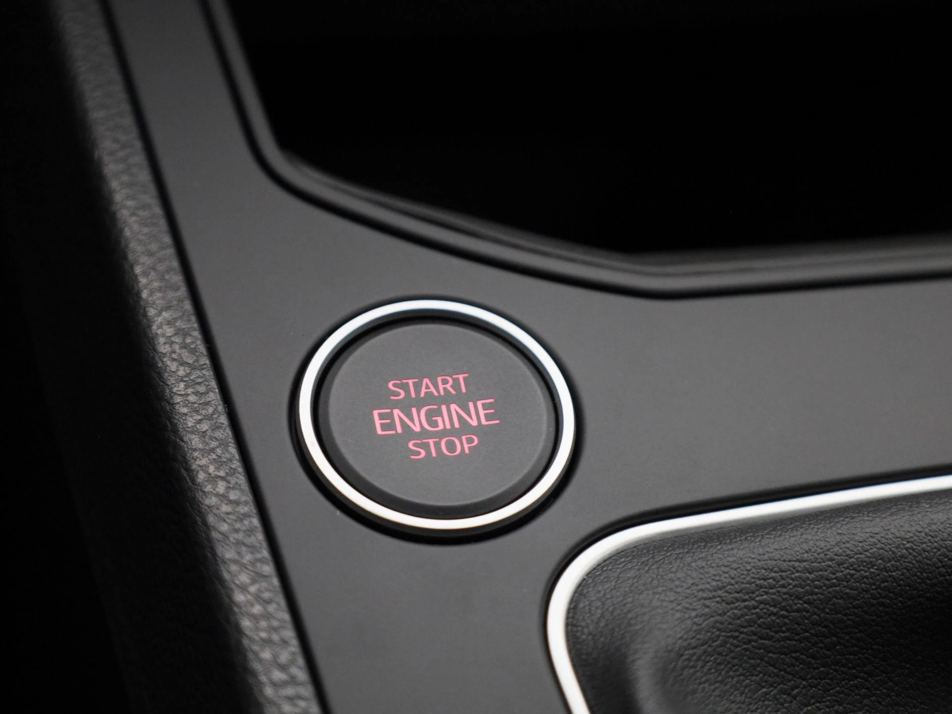 SEAT Ibiza 1.0 EcoTSI FR Business Connect 95 PK