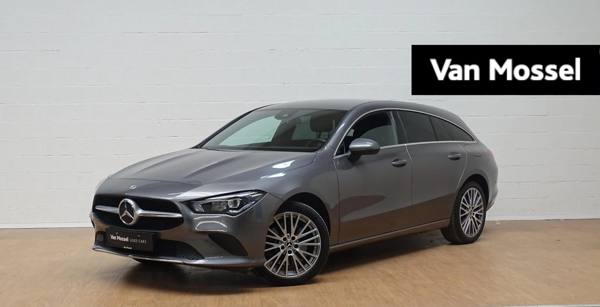 Mercedes-Benz-CLA-image-0