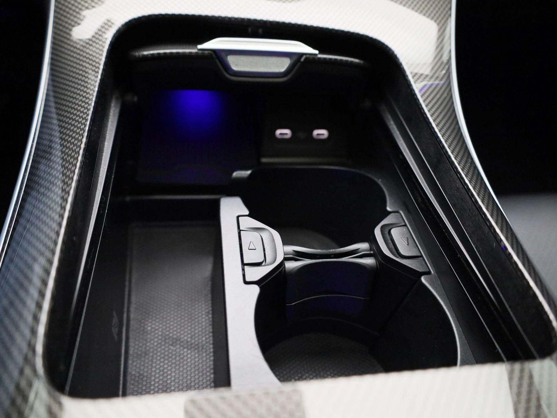 Mercedes-Benz-C-Klasse-image-27