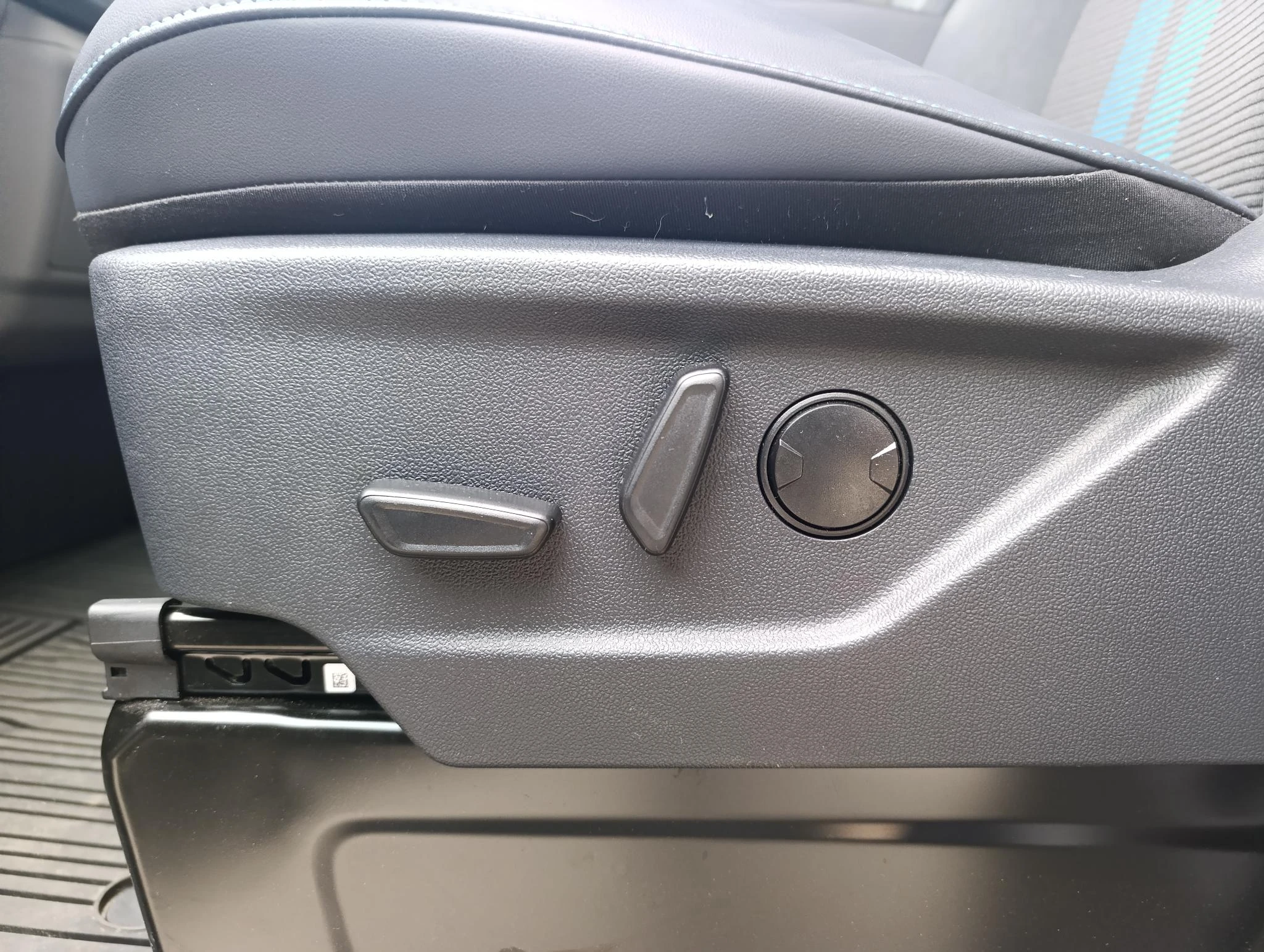 Ford-E-Transit-image-12