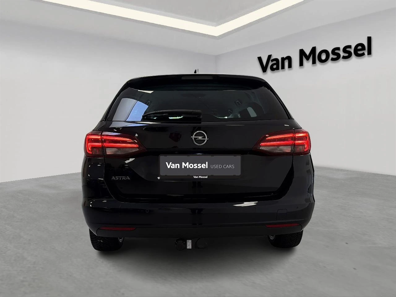 Opel-Astra-image-2