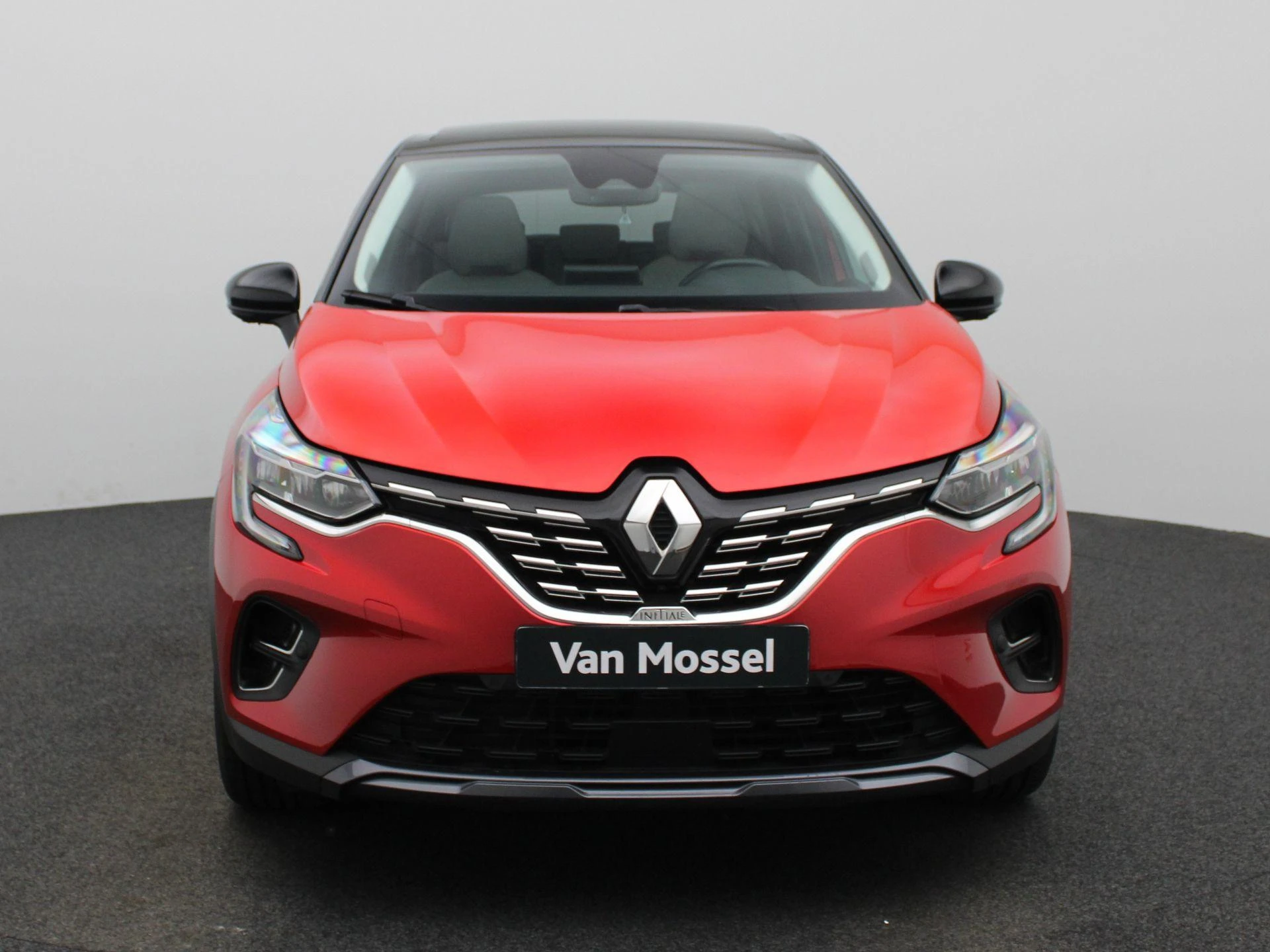 Renault Captur 1.6 E-Tech Plug-in Hybrid Initiale Paris 160PK