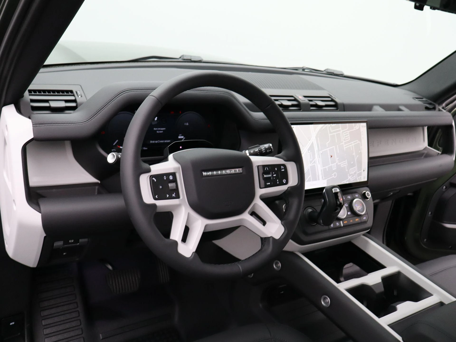 Land Rover-Defender-image-28
