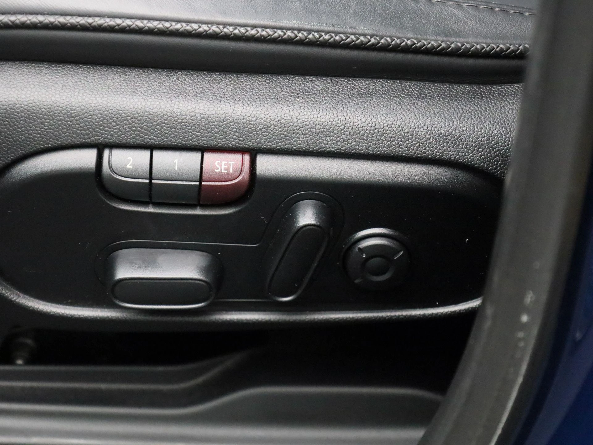 MINI-Countryman-image-34