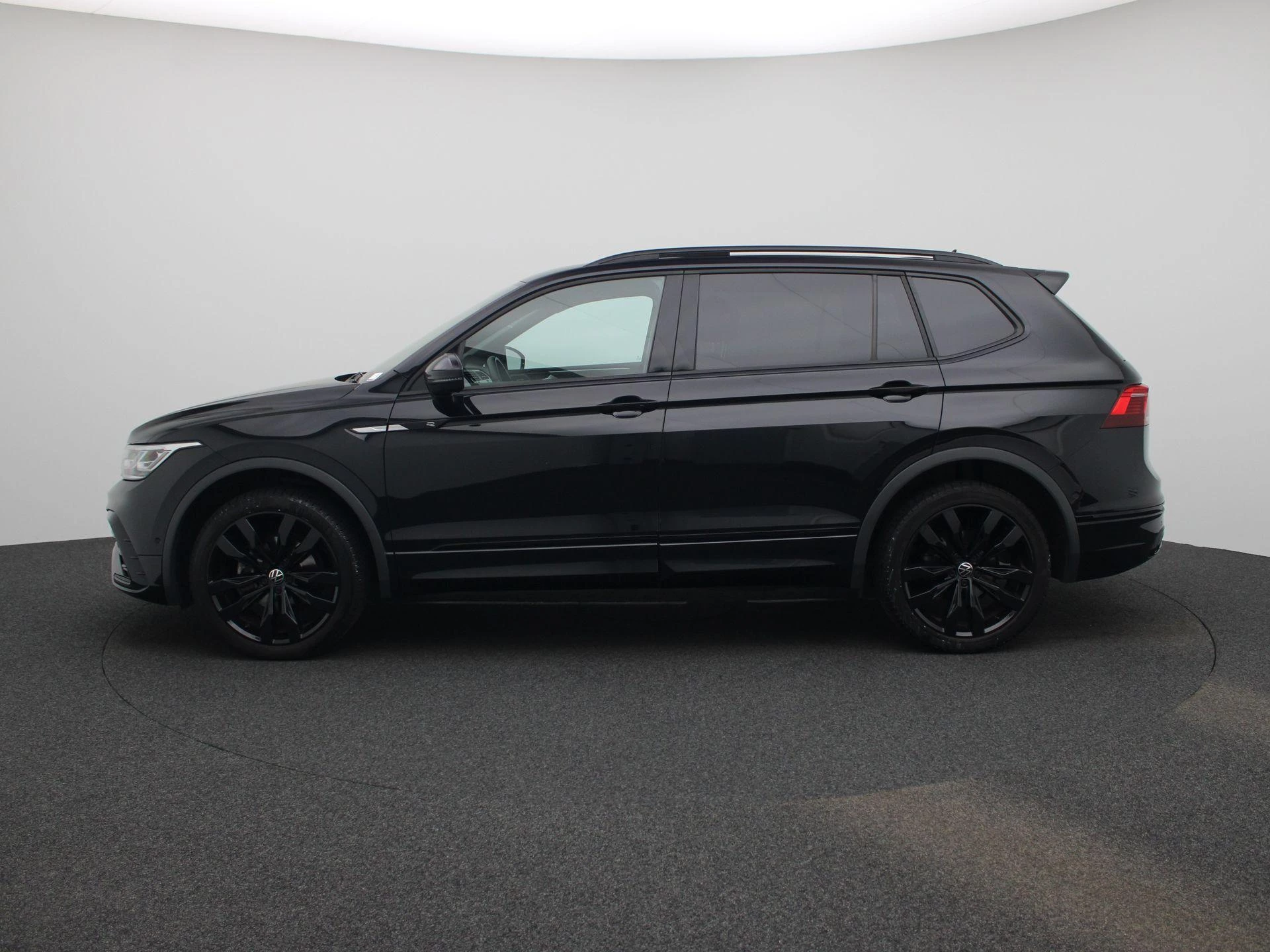 Volkswagen Tiguan Allspace 1.5 TSI R-Line Business+