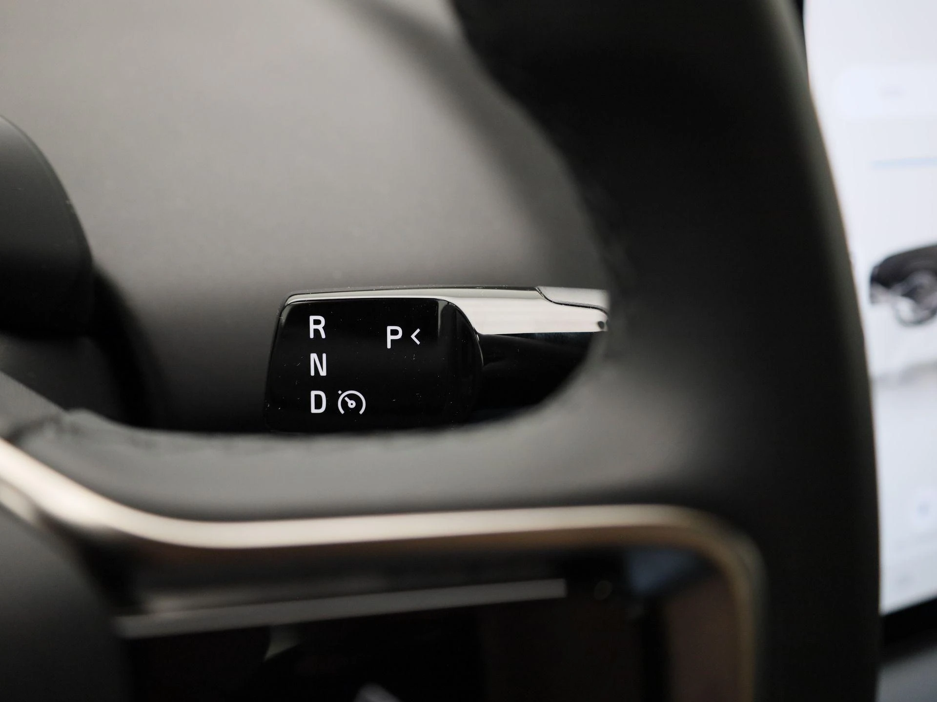 Volvo-EX30-image-26