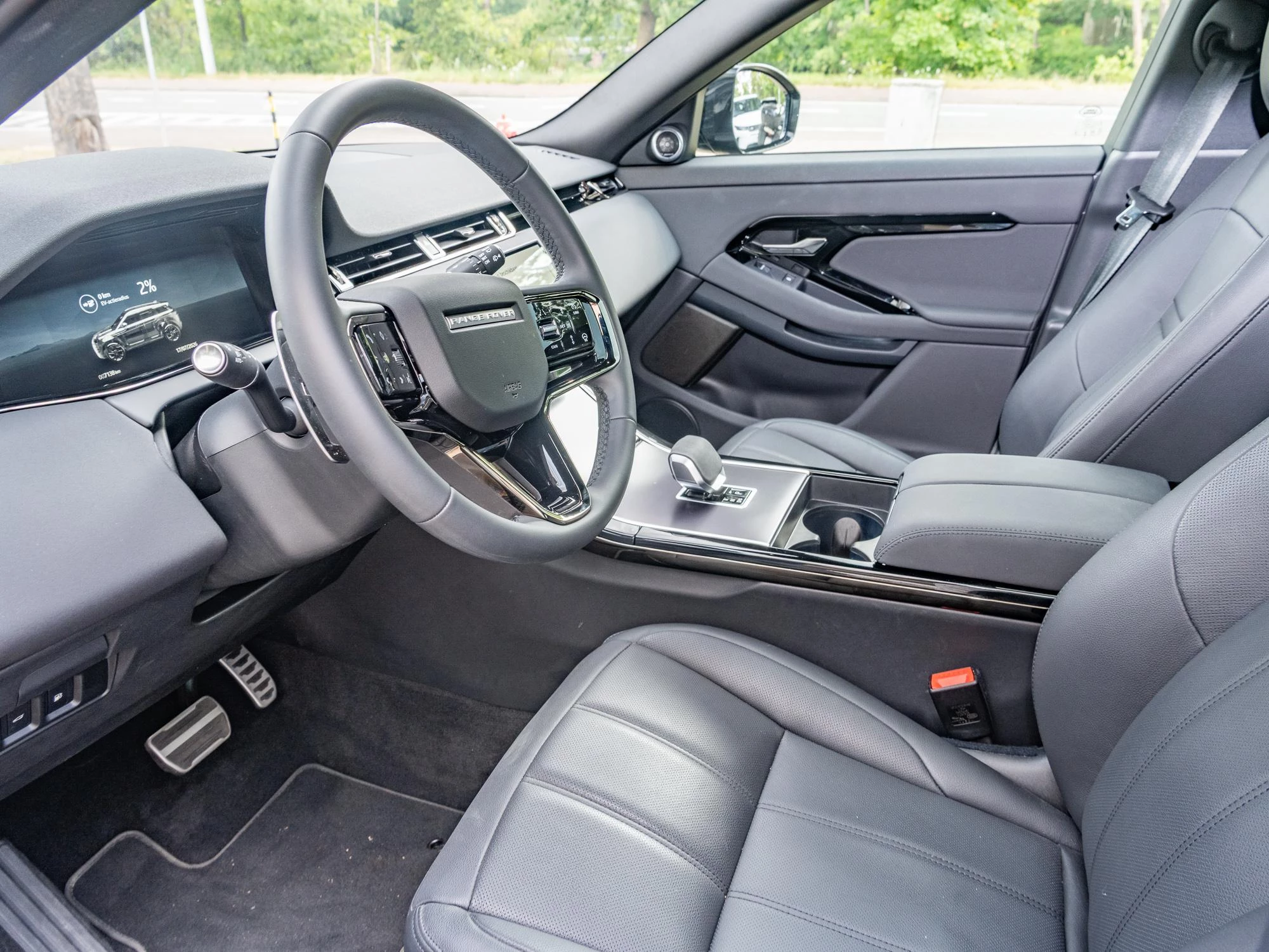 Land Rover Range Rover Evoque P270e Dynamic SE