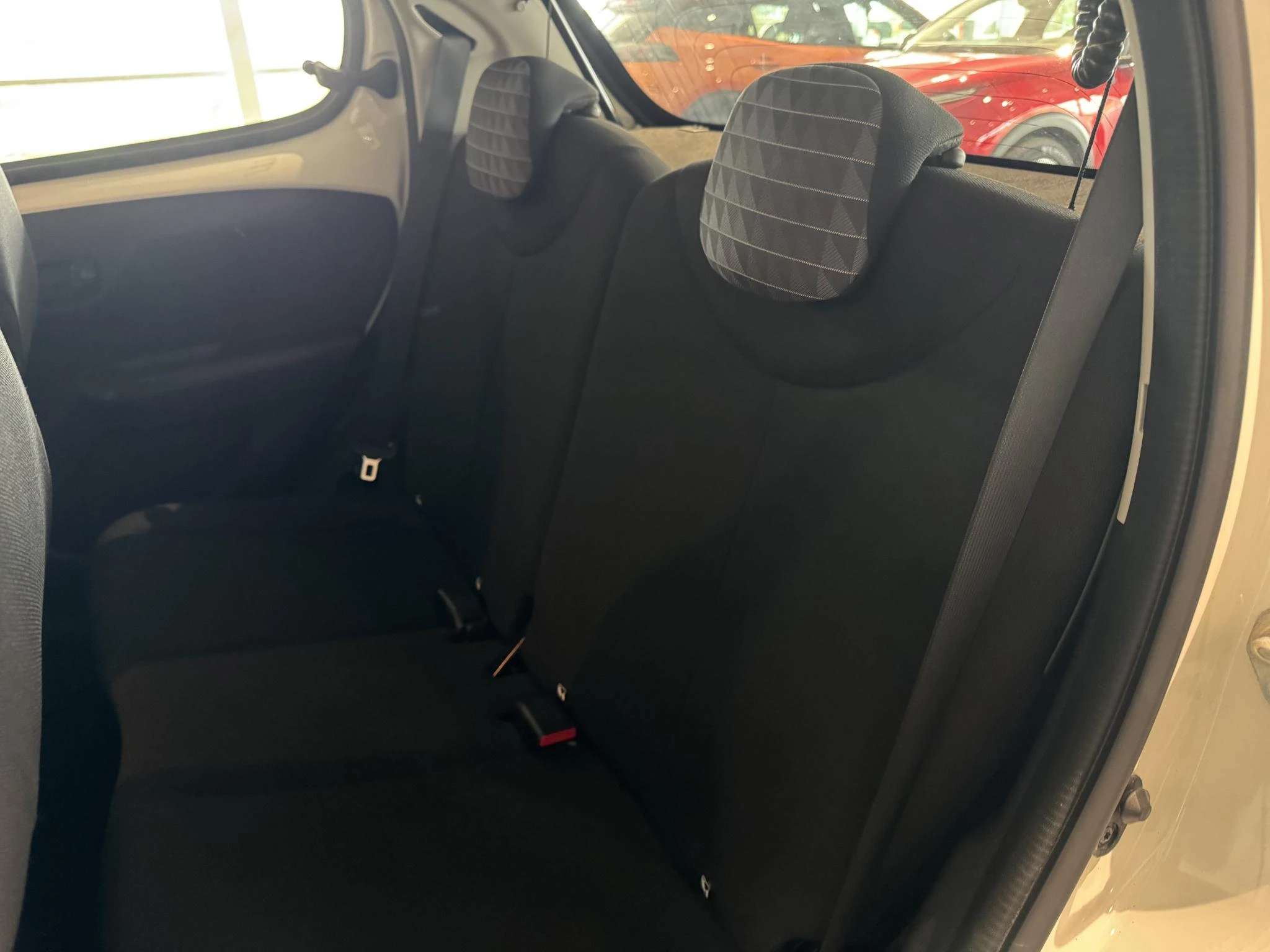 Peugeot-108-image-22