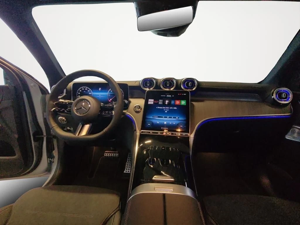 Mercedes-Benz-GLC 300 d-image-16