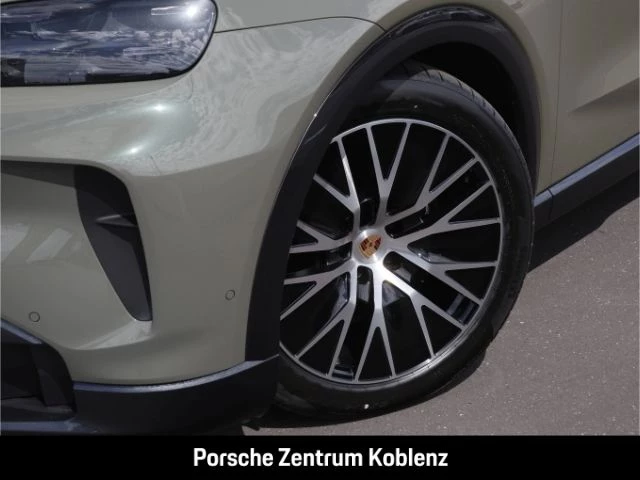 Porsche Cayenne Electric -