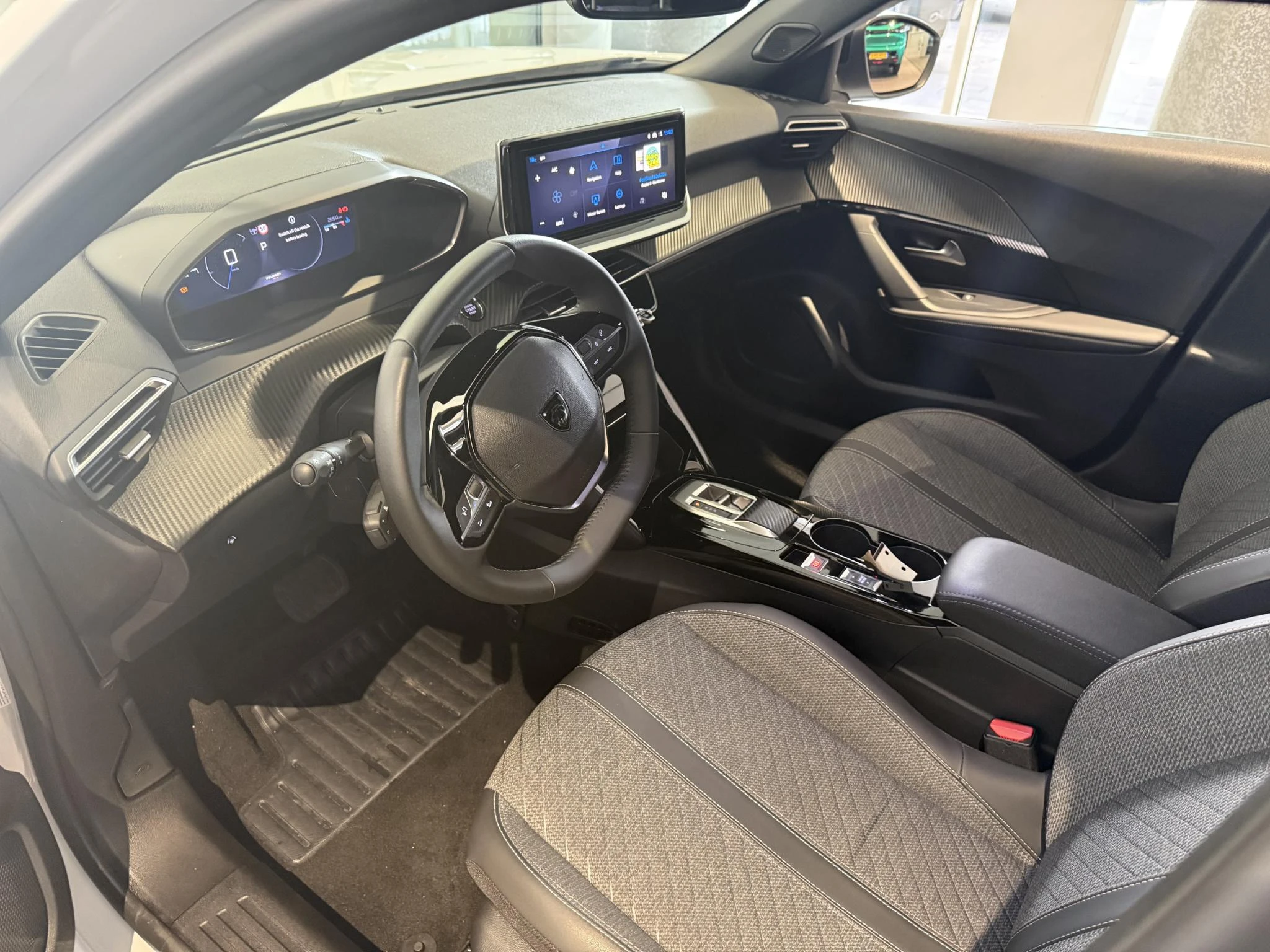 Peugeot-2008-image-7