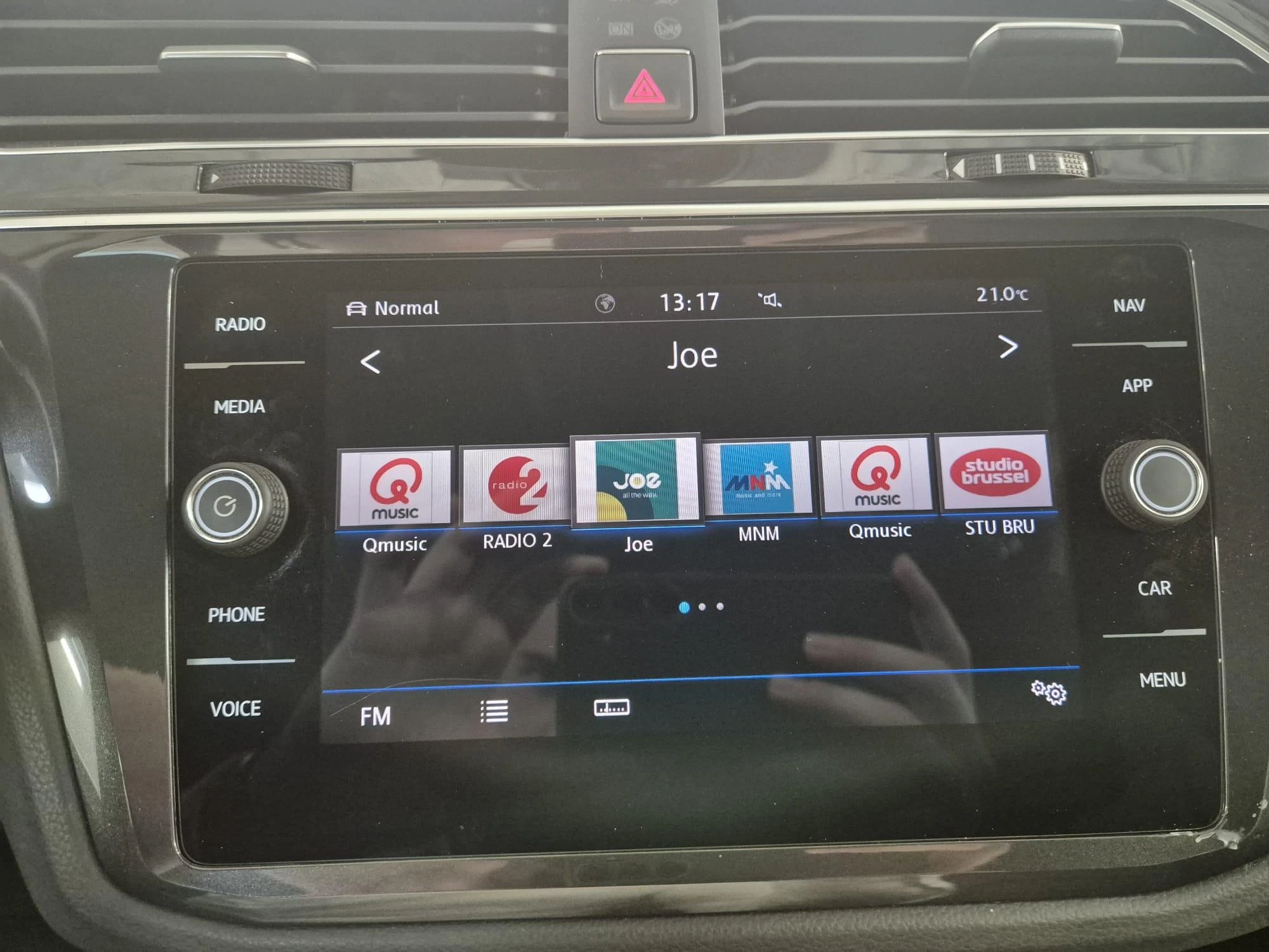 Volkswagen-Tiguan-image-21