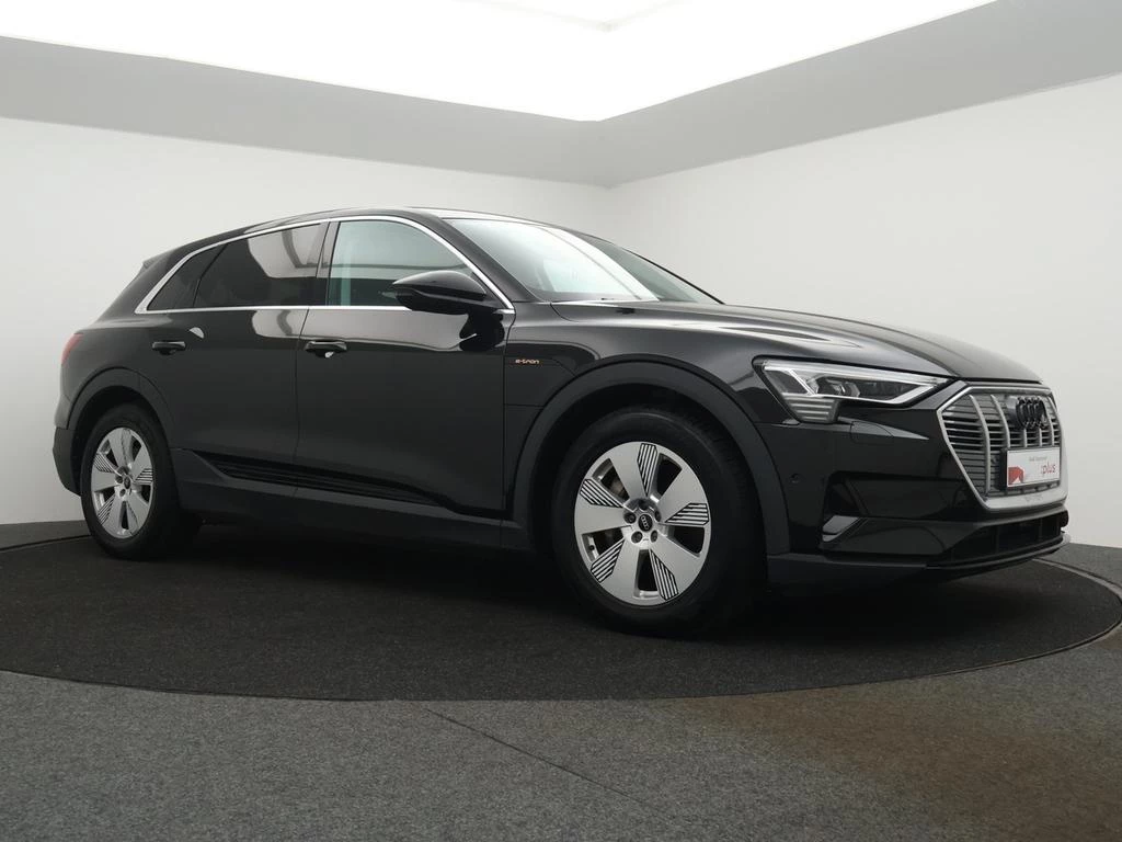 Audi e-tron Audi e-tron Attraction 55 QUATTRO 408PK *AUTOMAAT*CAMERA*LEDER*PDC*ACC*NAVI*VIRTUAL COCKPIT*...*