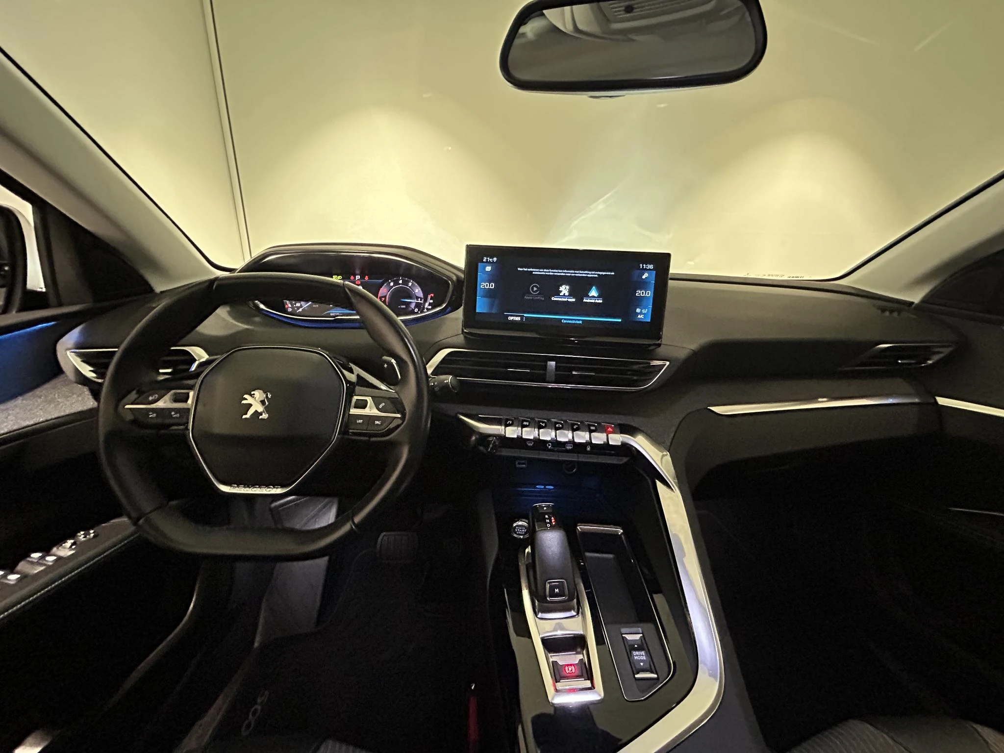Peugeot-5008-image-14