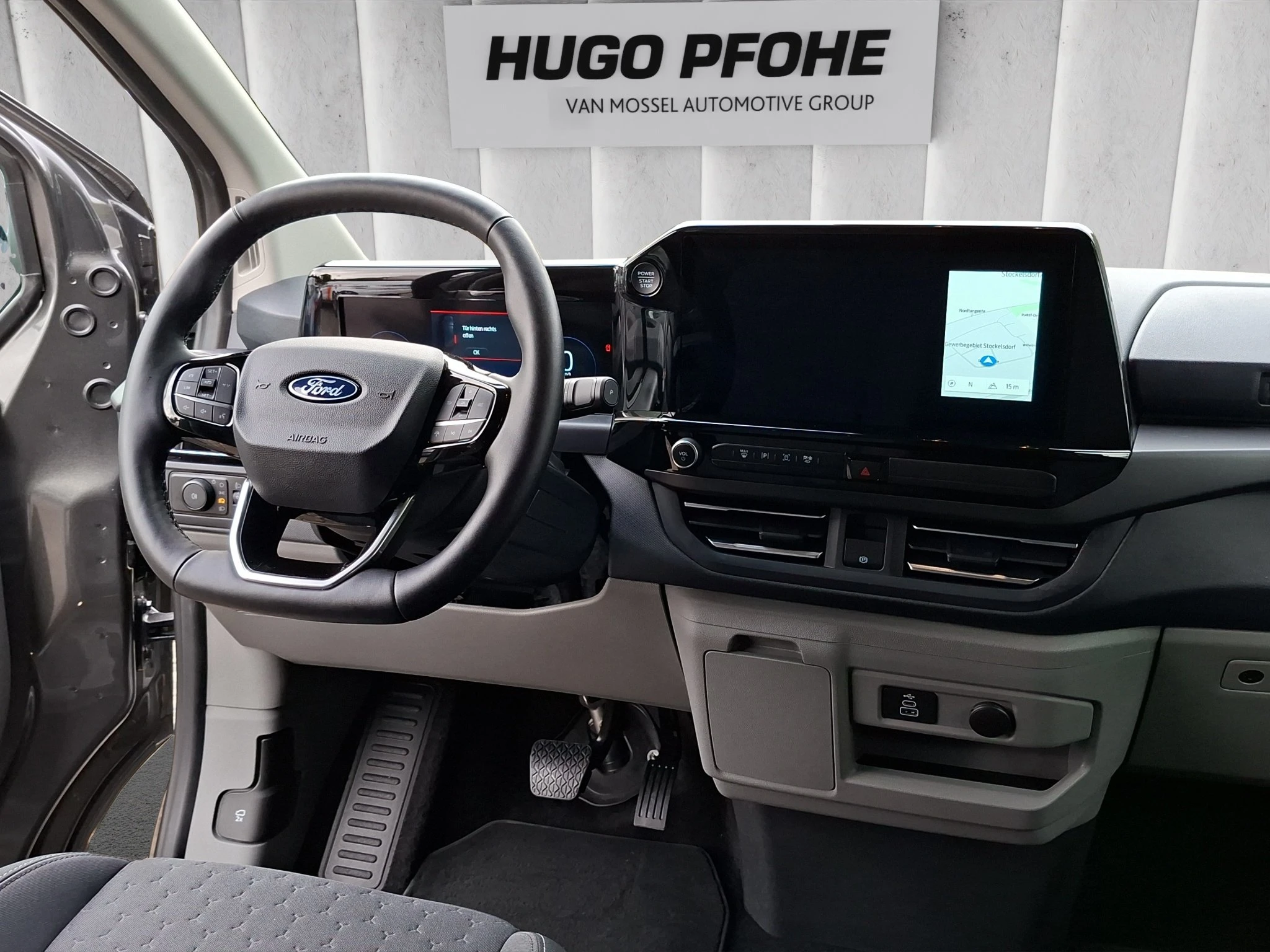 Ford-Tourneo Custom-image-11