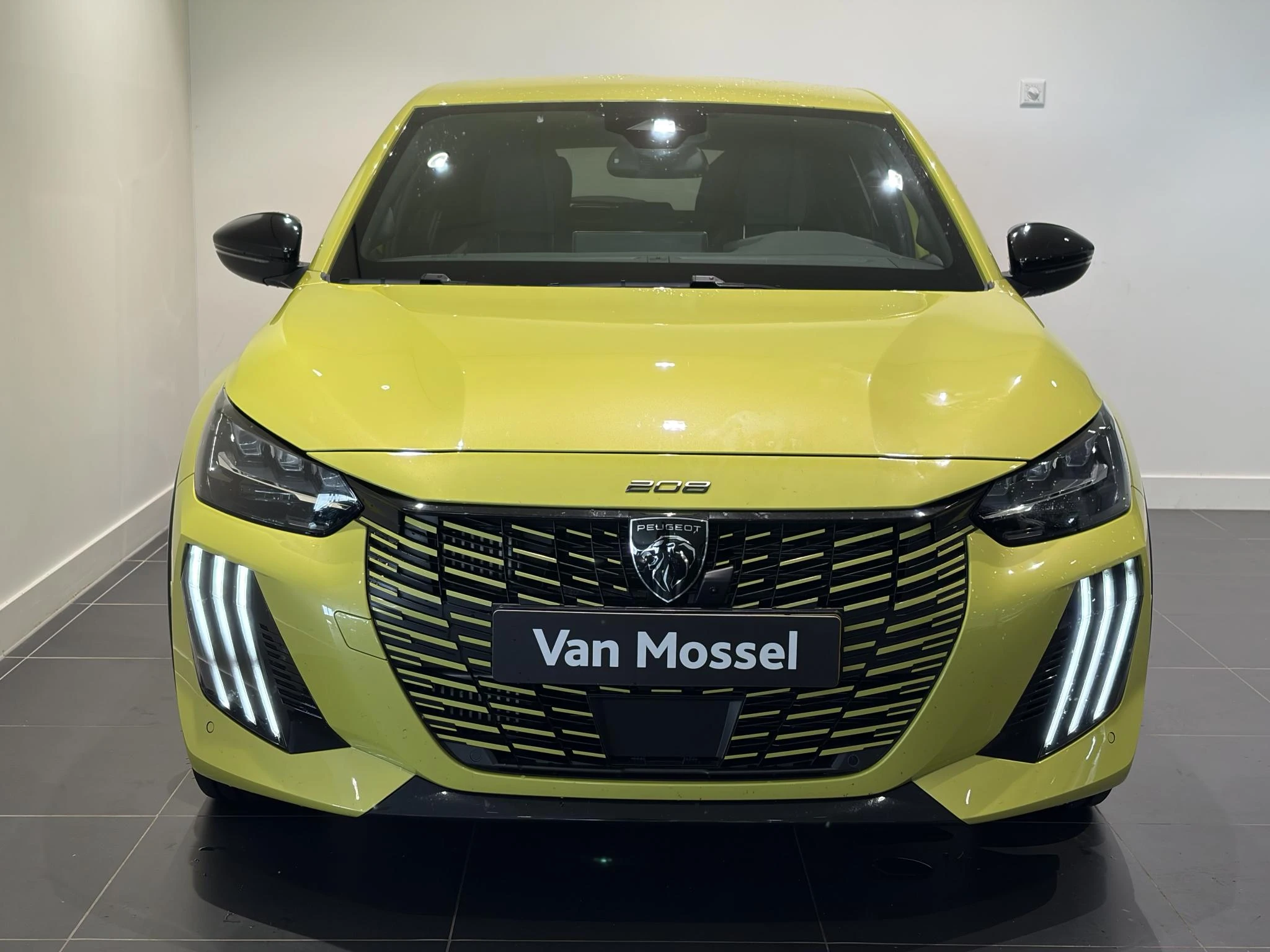 Peugeot-208-image-1