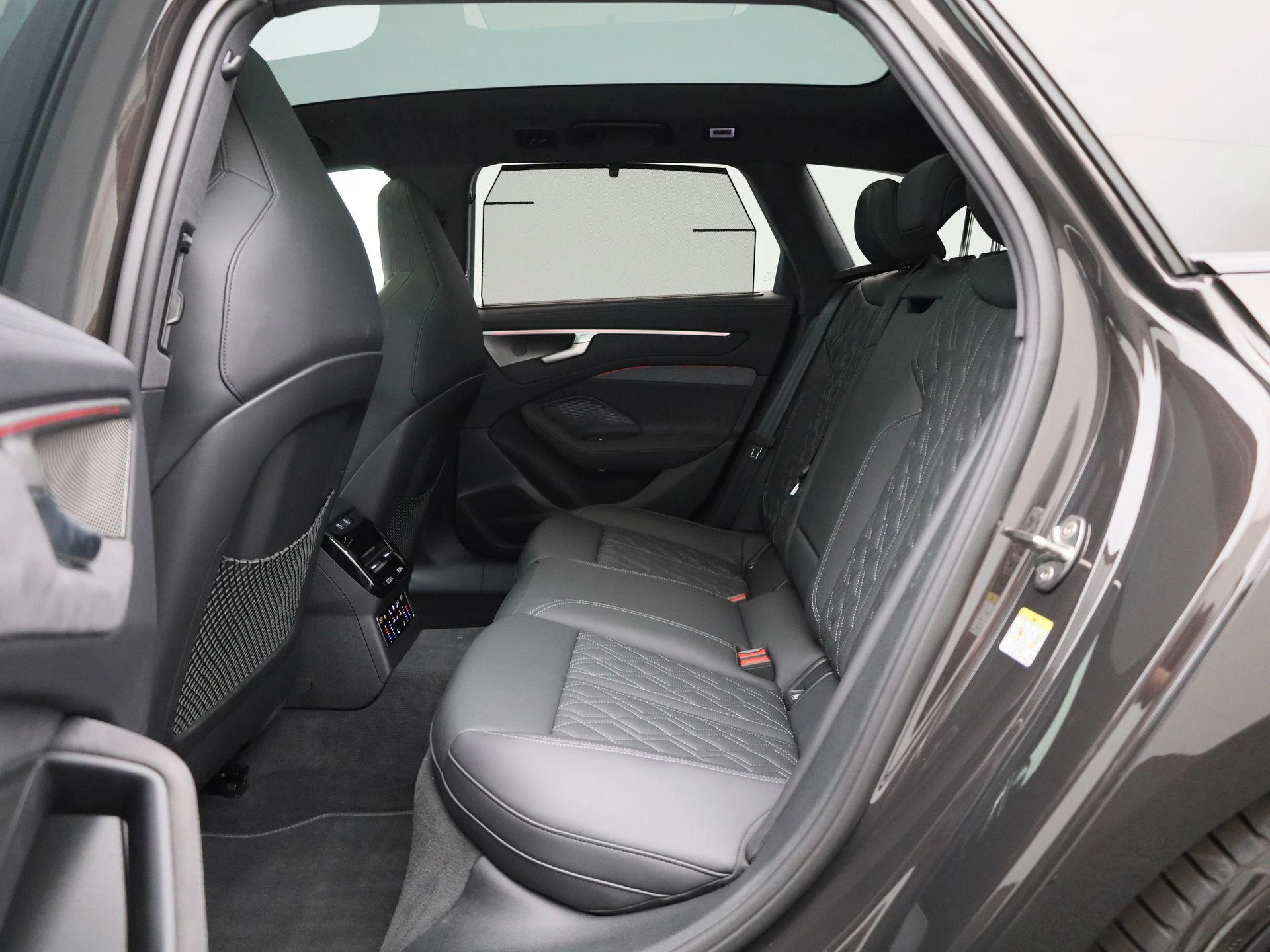 Audi-A6-image-12