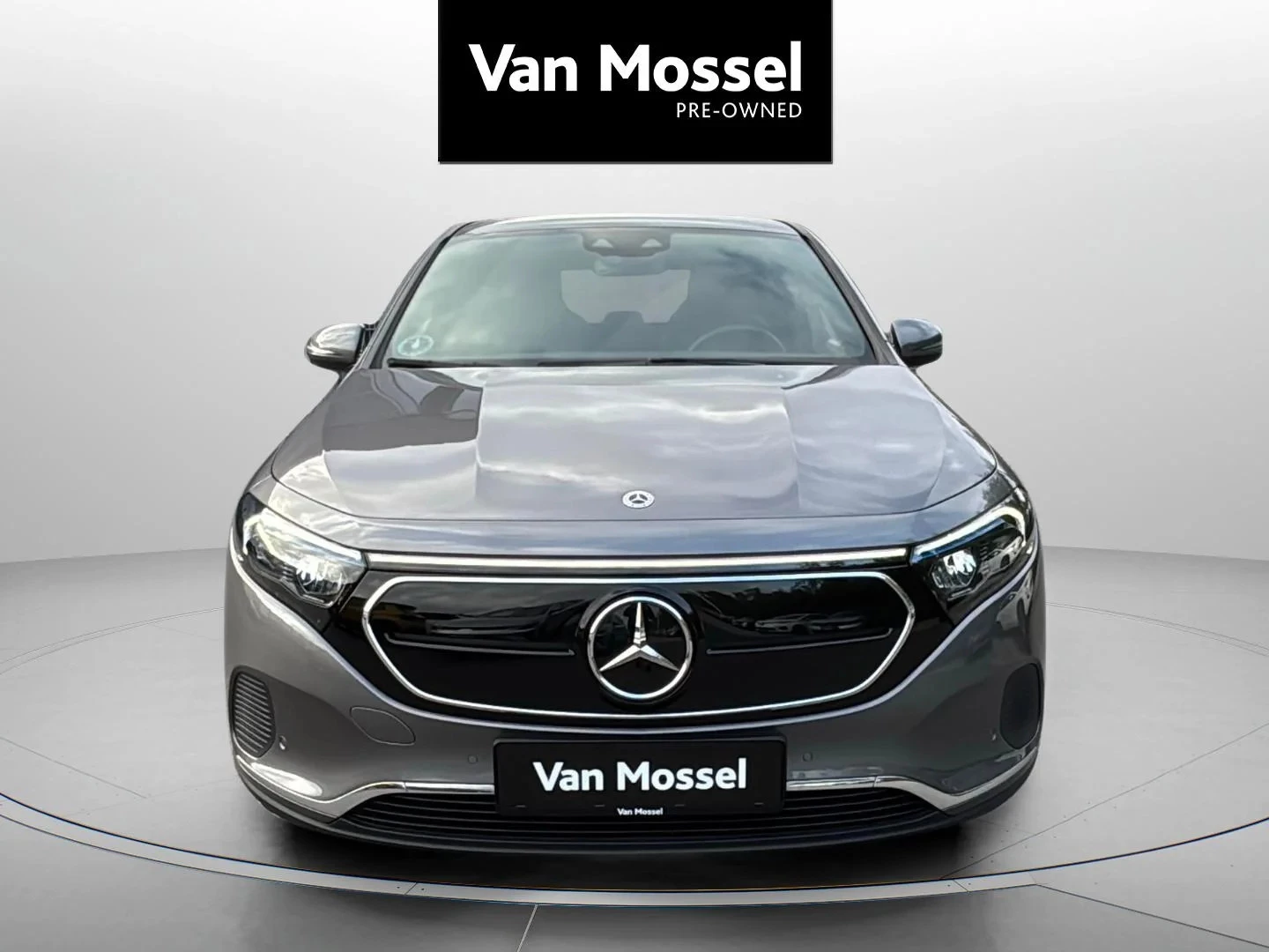 Mercedes-Benz-EQA-image-7