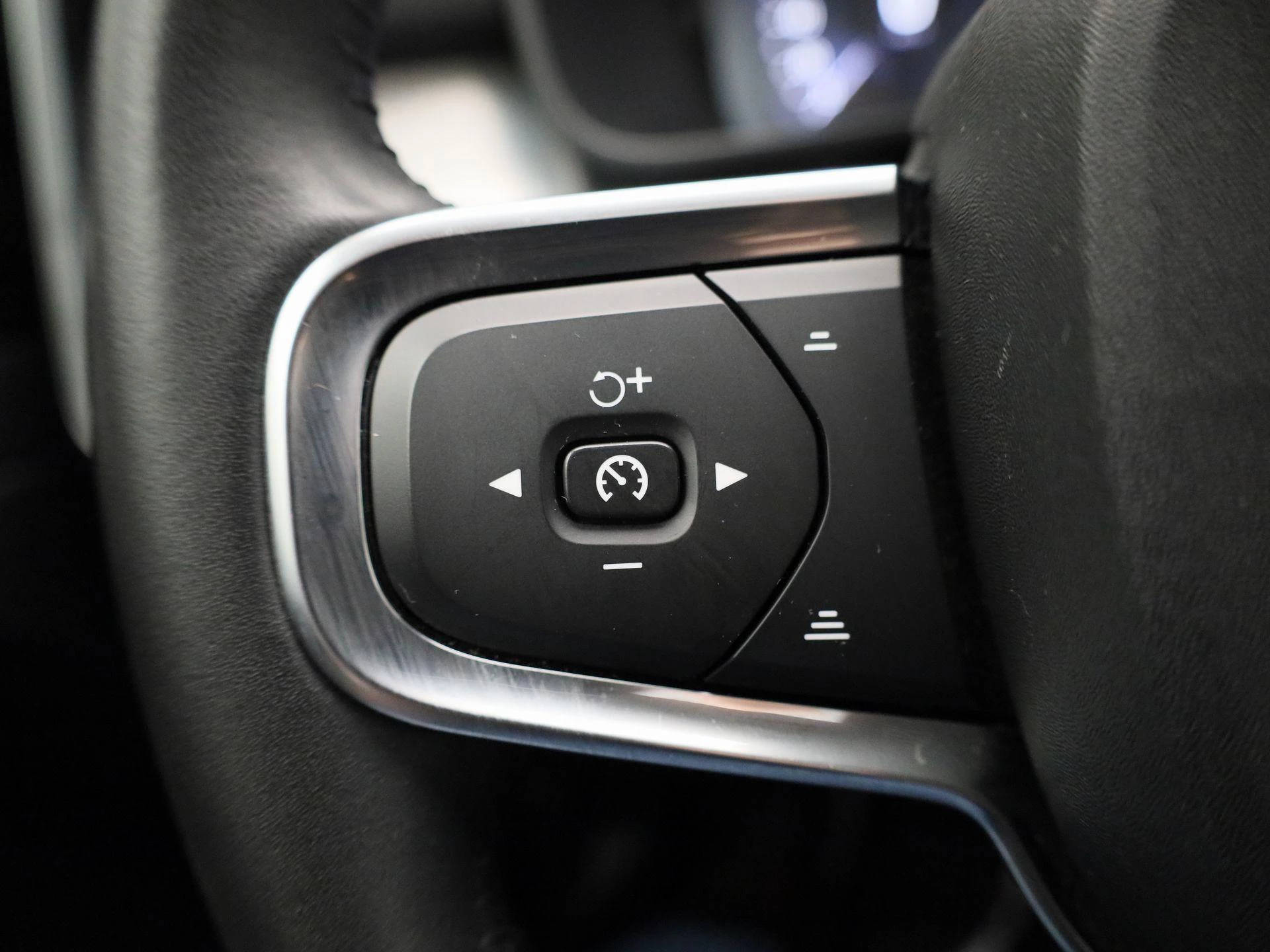 Volvo XC40 1.5 T4 Recharge Inscription Expression