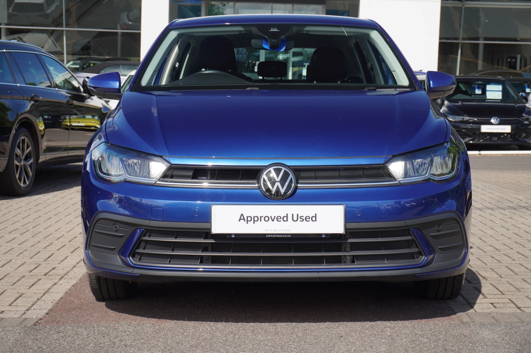 Volkswagen-Polo-image-6