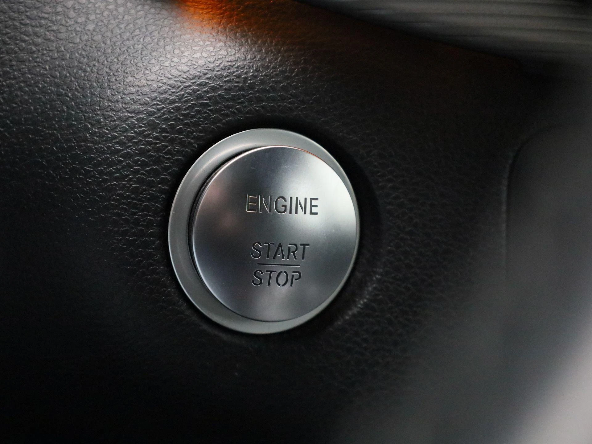 Mercedes-Benz-B-Klasse-image-24