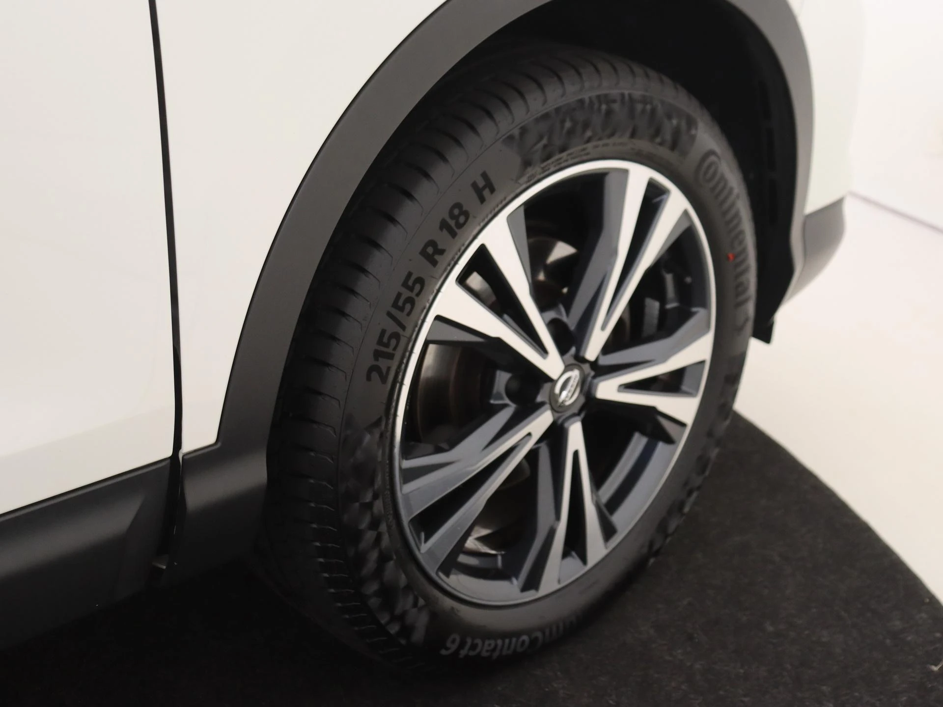 Nissan-QASHQAI-image-27