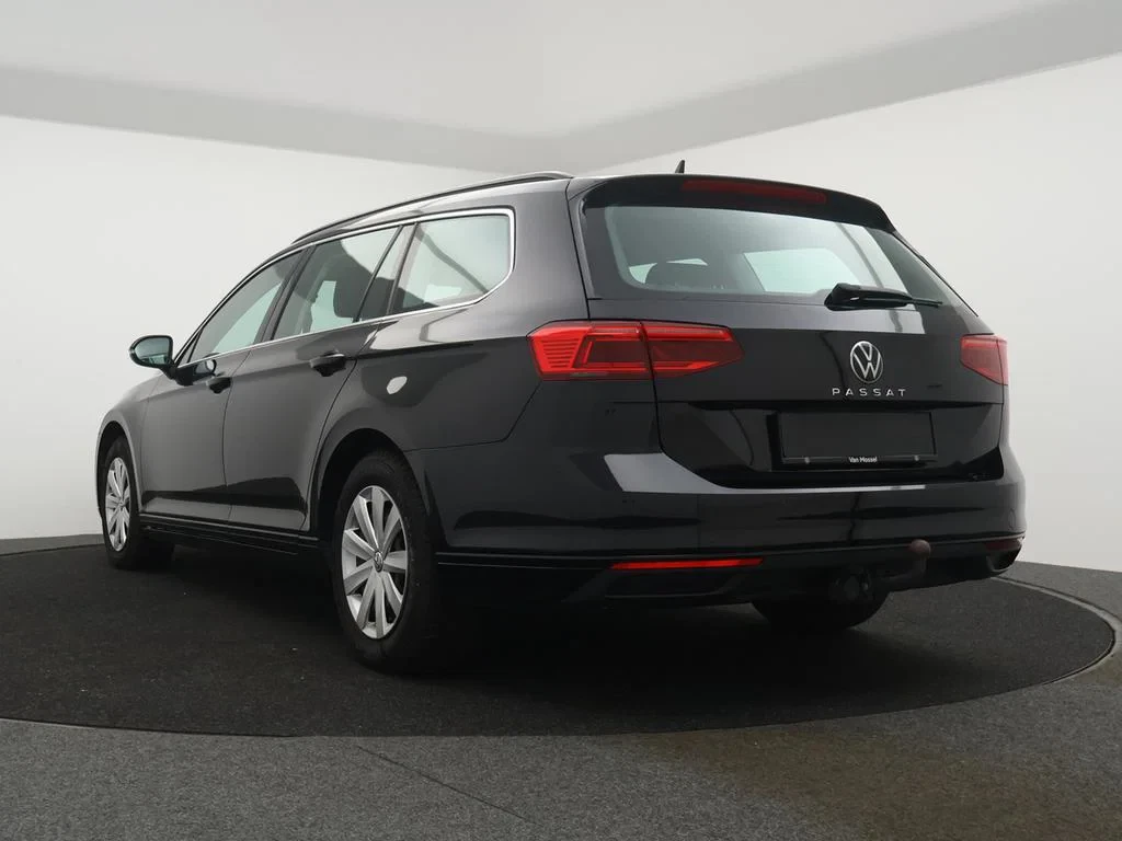 Volkswagen-Passat-image-29