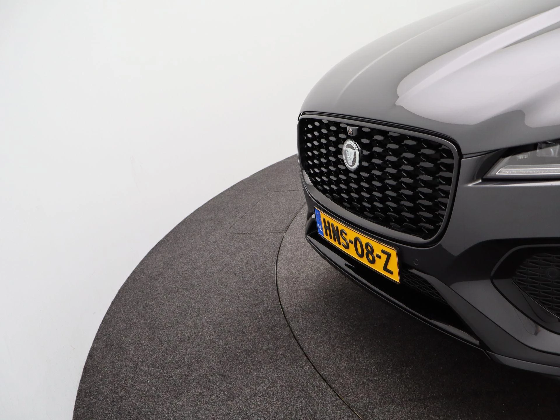 Jaguar F-PACE P400e PHEV R-Dynamic HSE 90th Ann. Edition