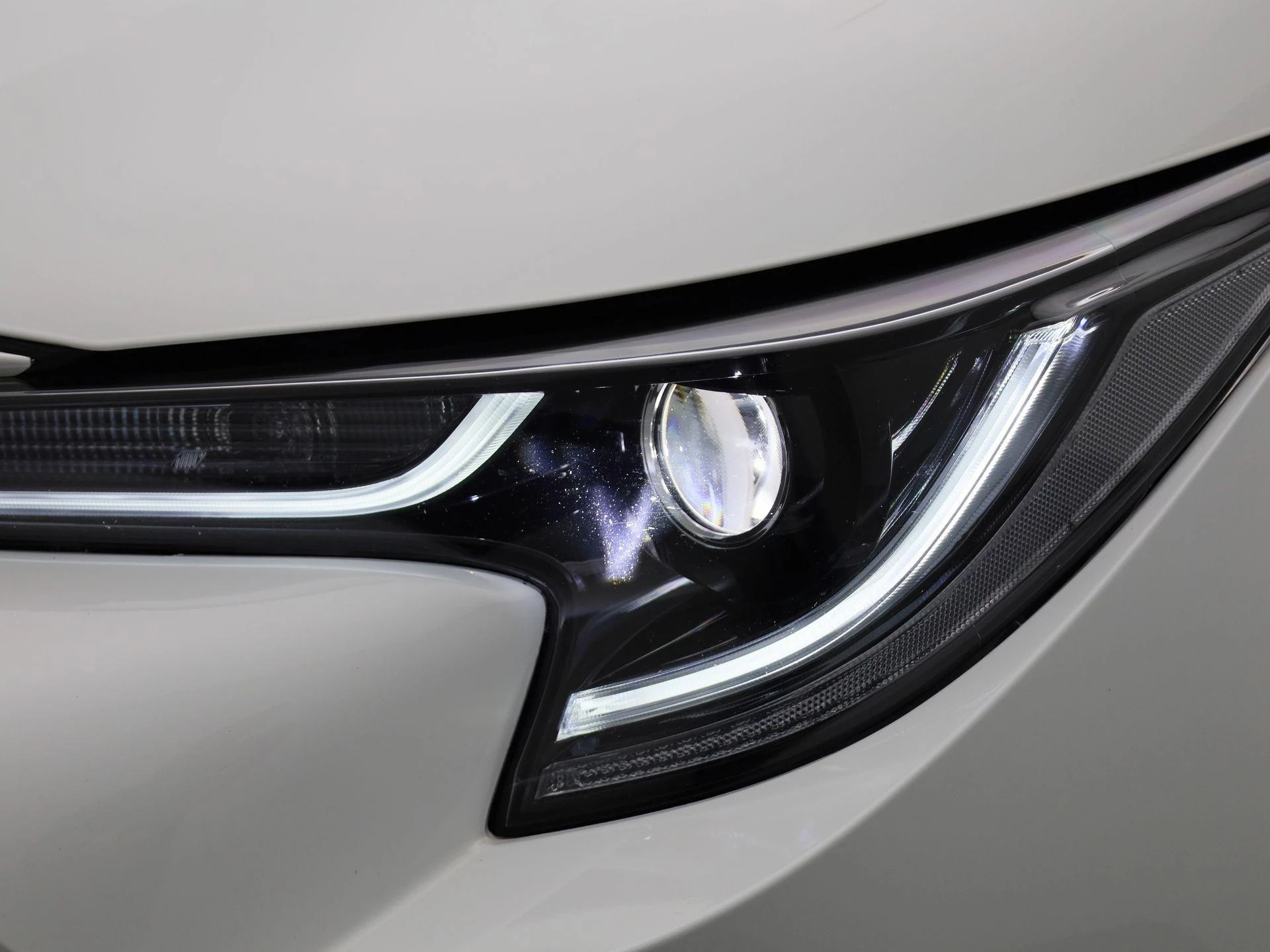 Toyota-Corolla-image-13