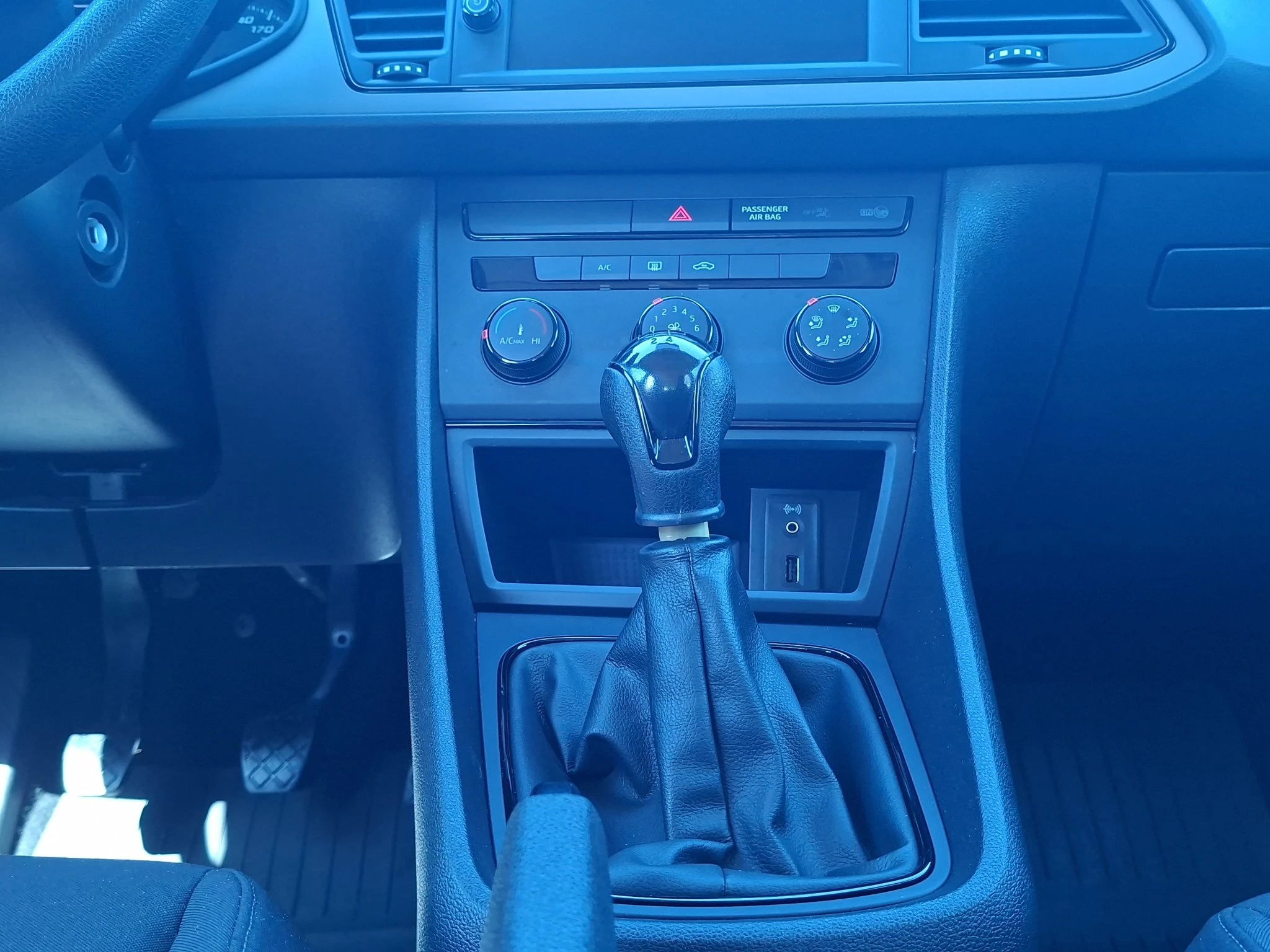 SEAT Leon ST Reference Kombi 1.2 TSI 63 kW GJR | Navi | PDC | Klima | BT | ZV mit FB