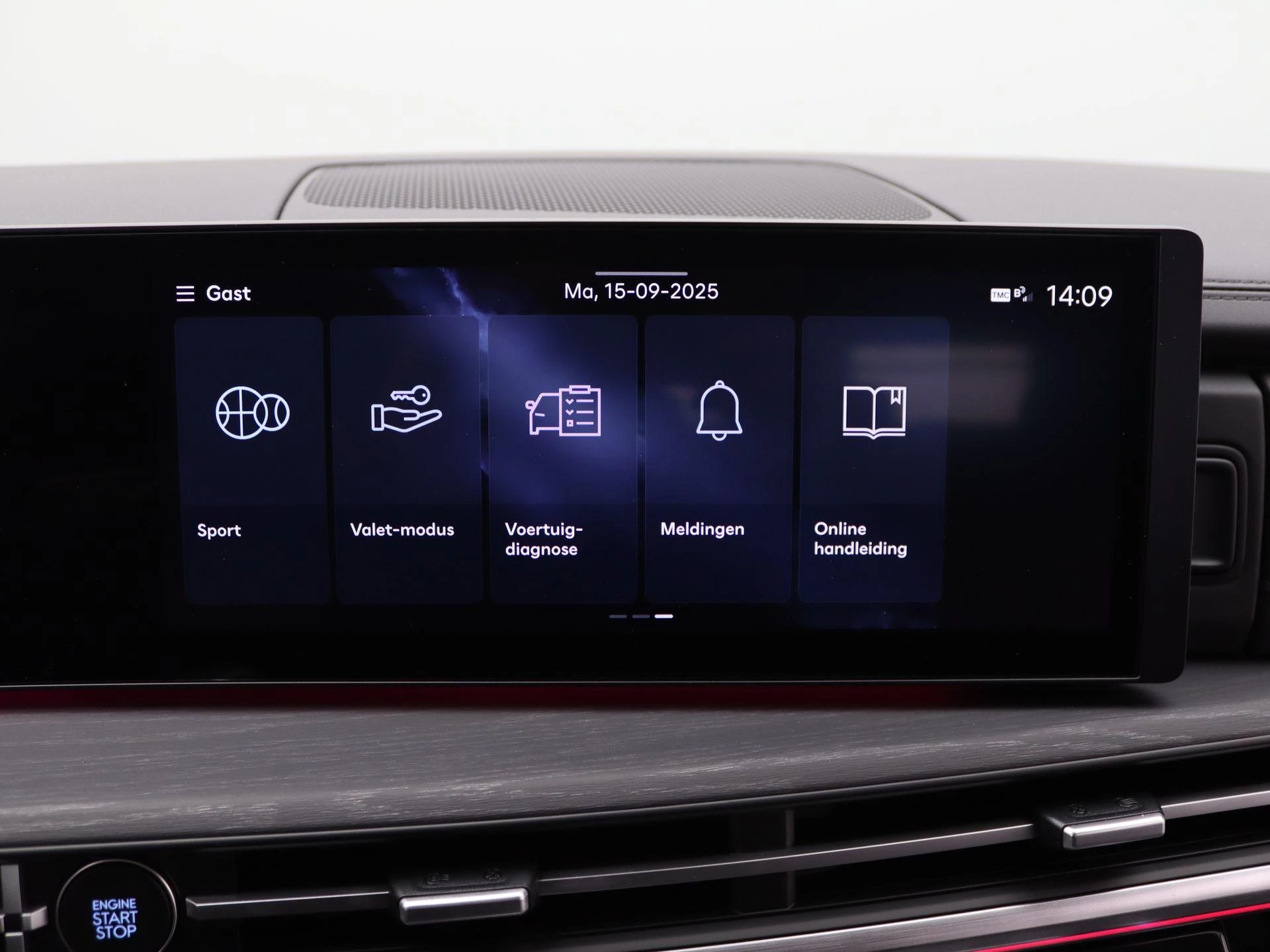 Hyundai-Santa Fe-image-16