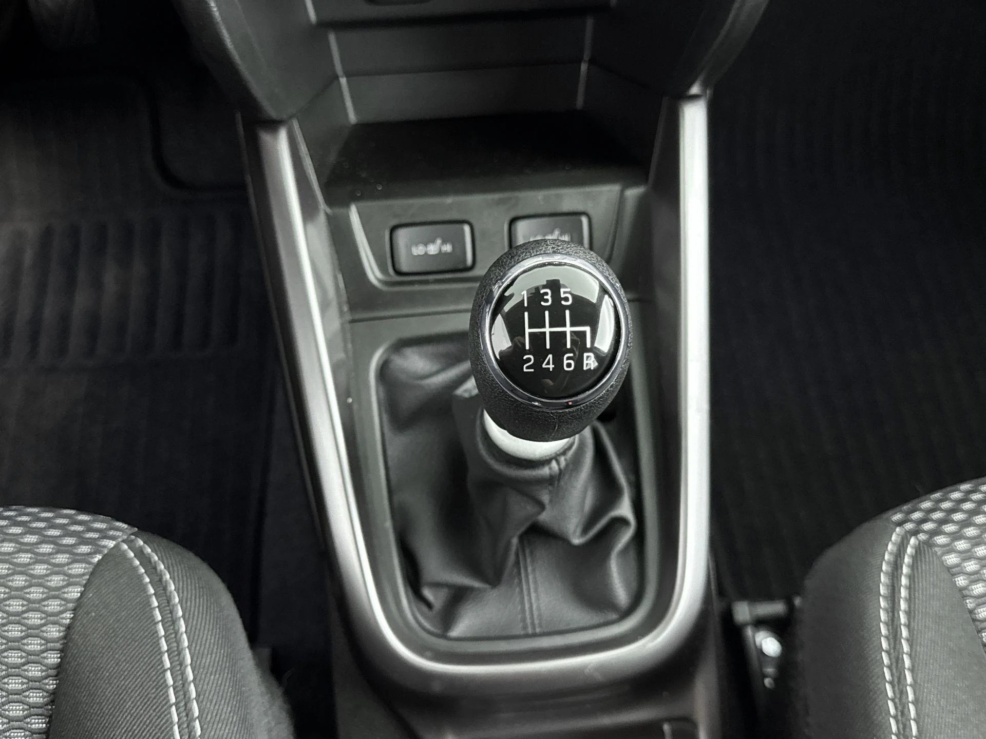 Suzuki-Vitara-image-12