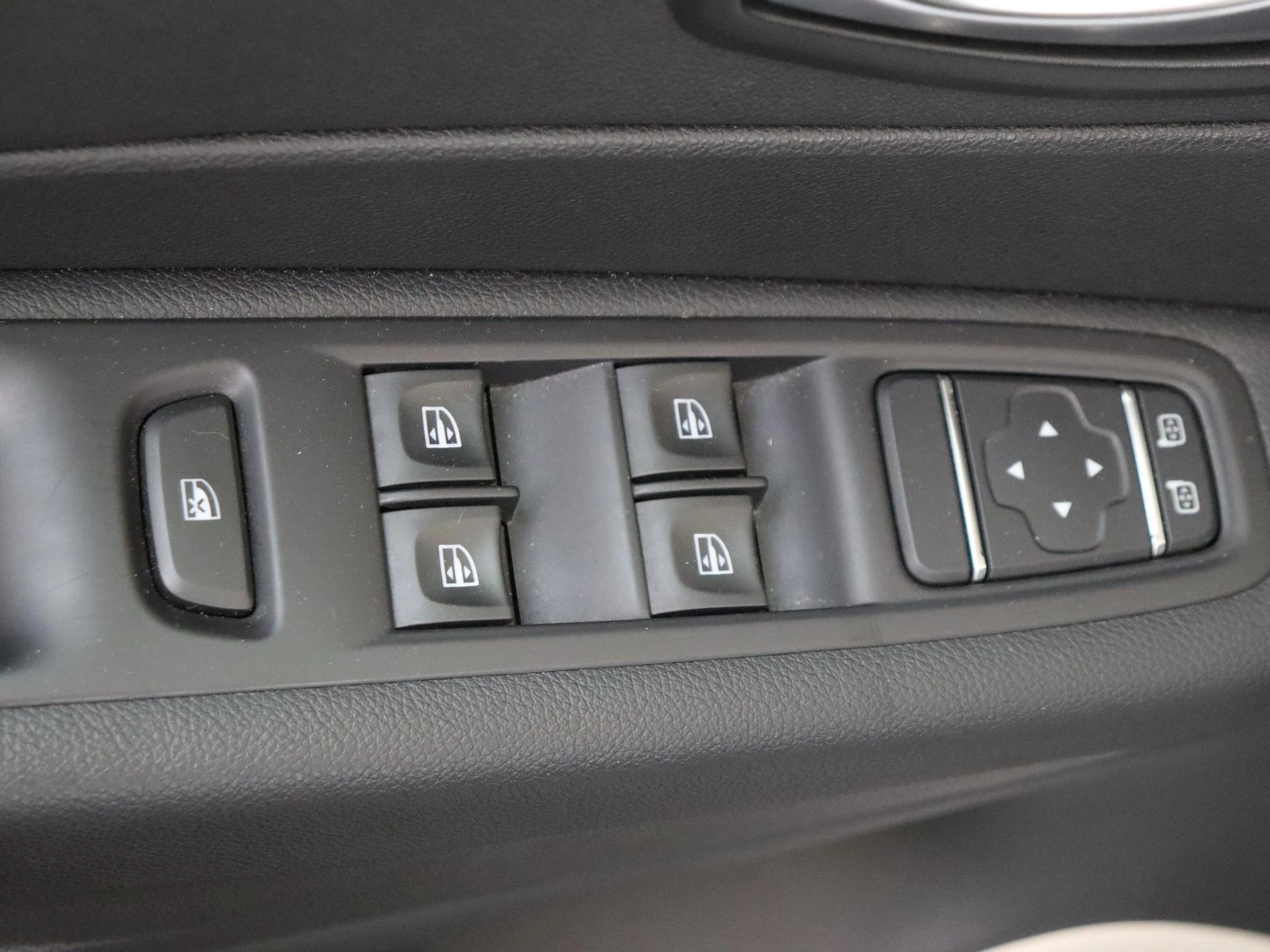 Renault-Captur-image-26