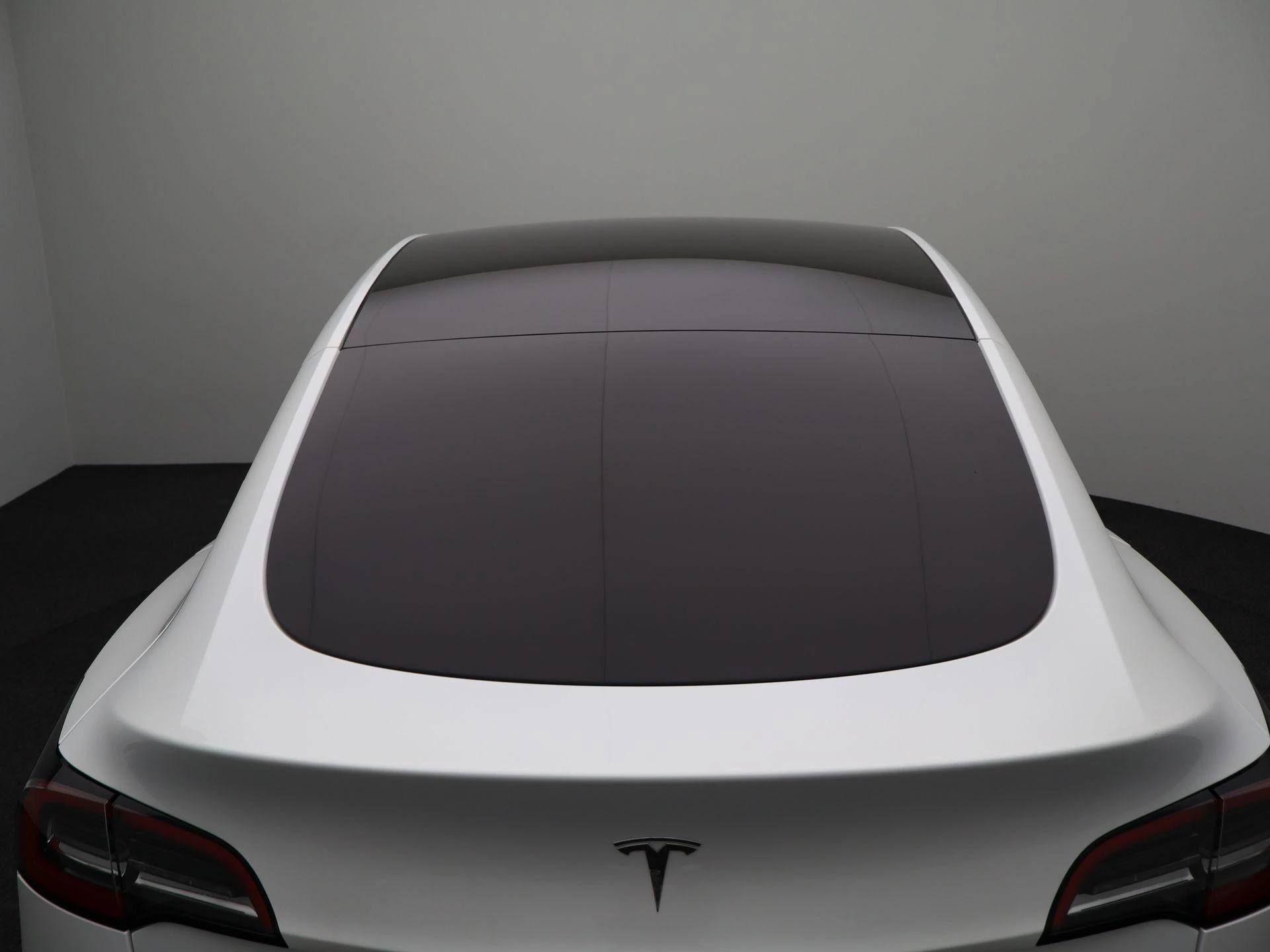 Tesla-Model Y-image-40