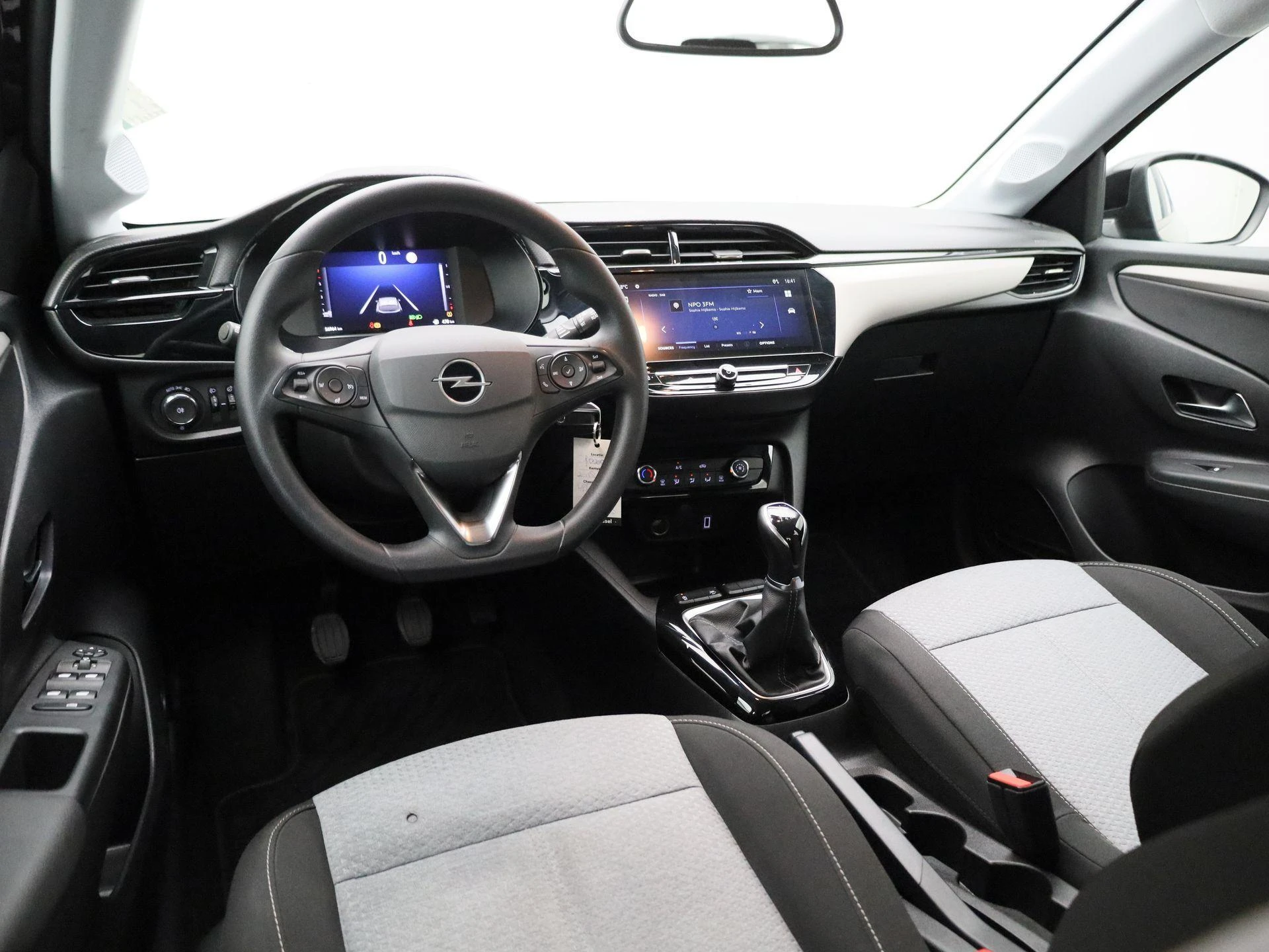 Opel-Corsa-image-6