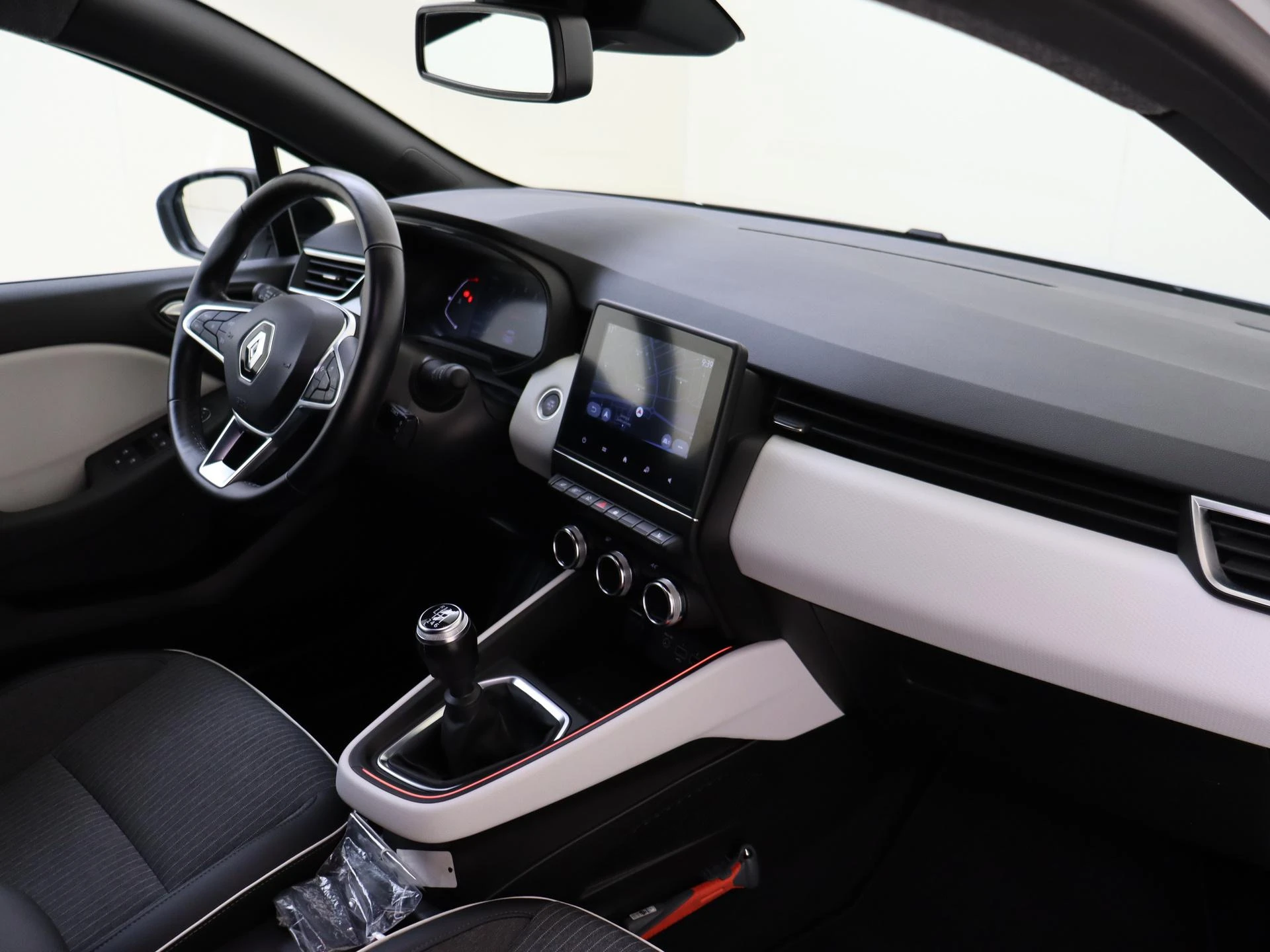 Renault-Clio-image-4