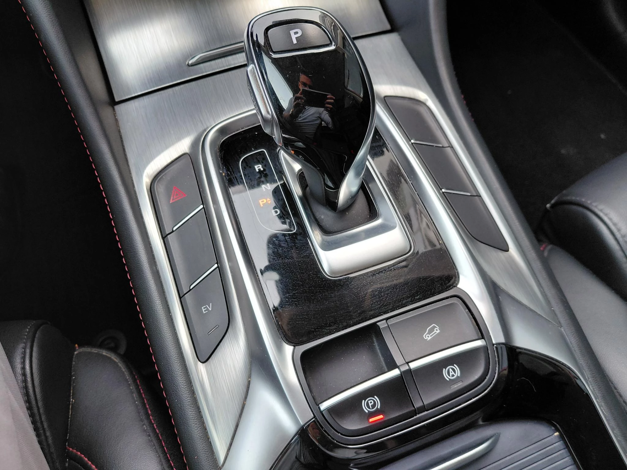 MG EHS 1.5 TGDI Edition1