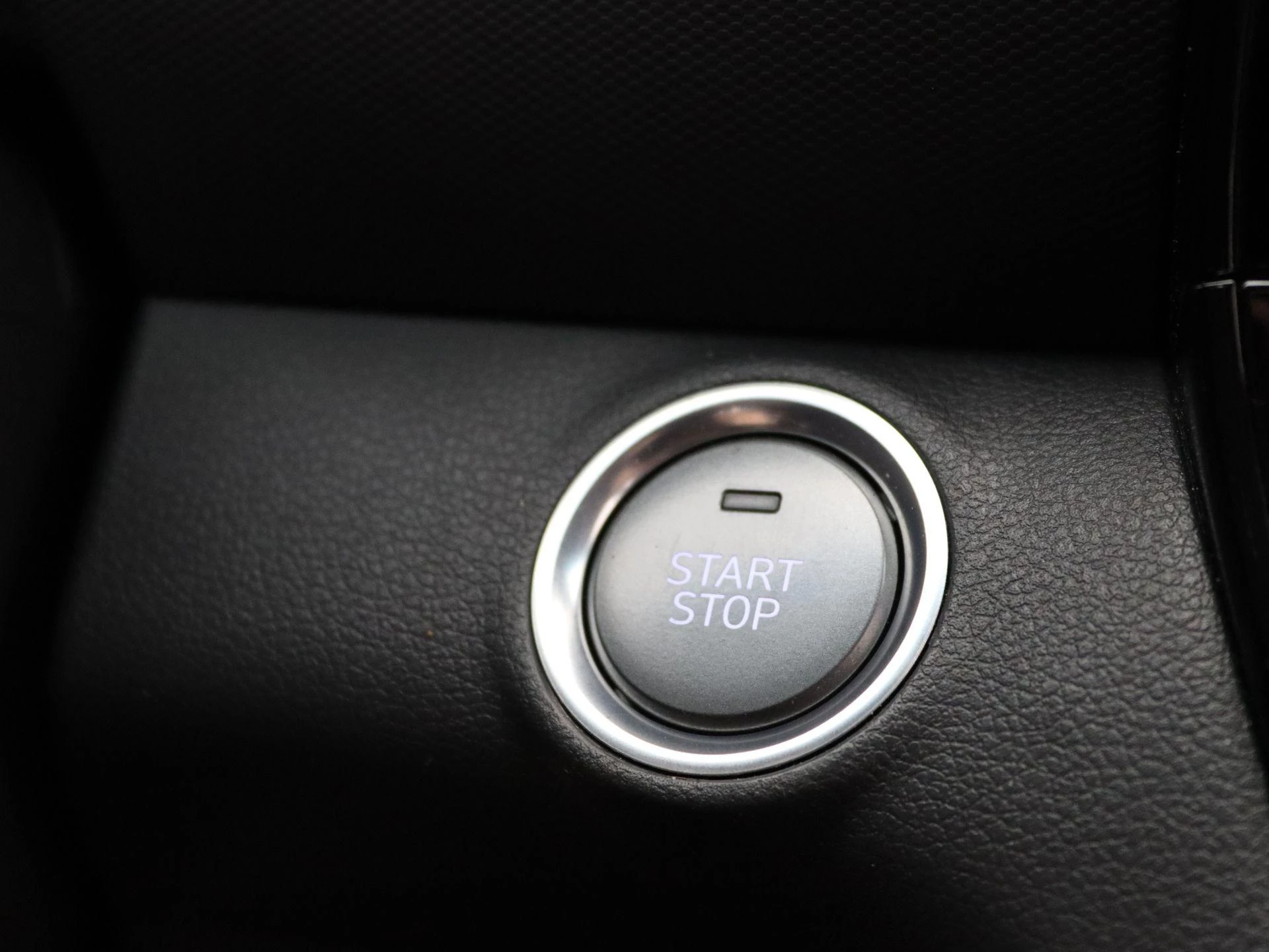 Hyundai-IONIQ-image-18