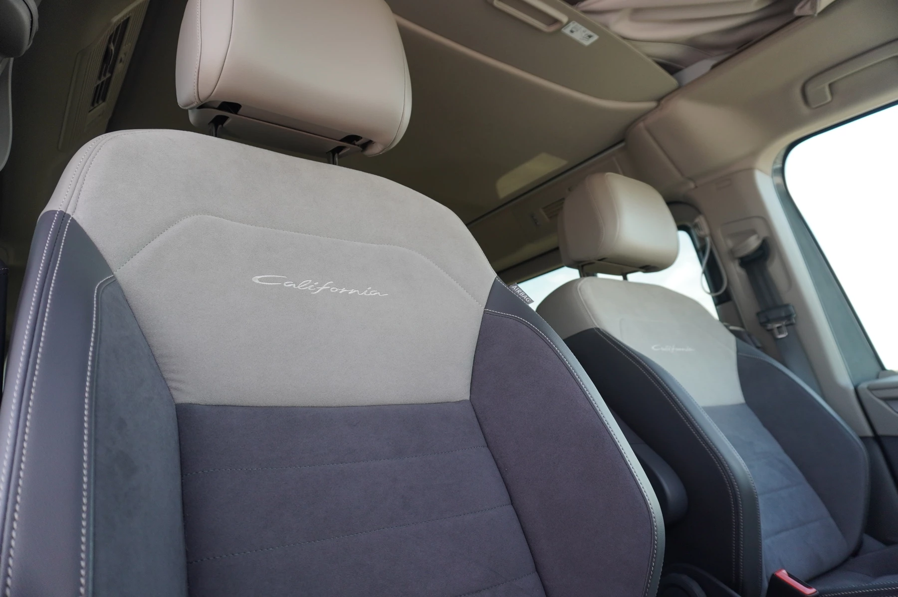 Volkswagen-California-image-18