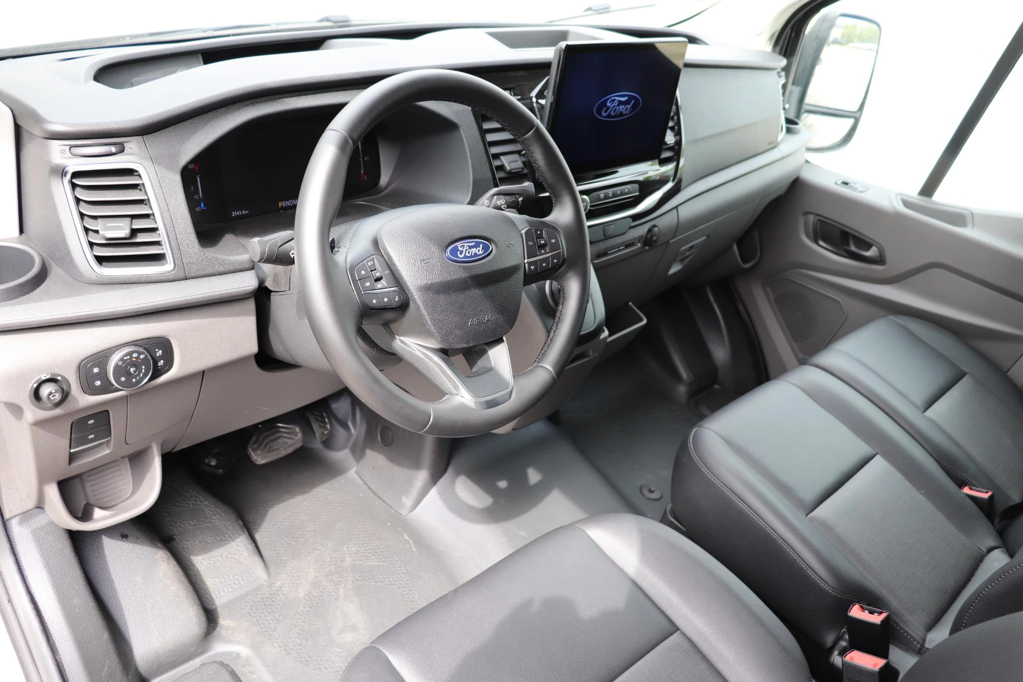 Ford Transit 350L 2.0TD 165pk 121kW A8 Trend