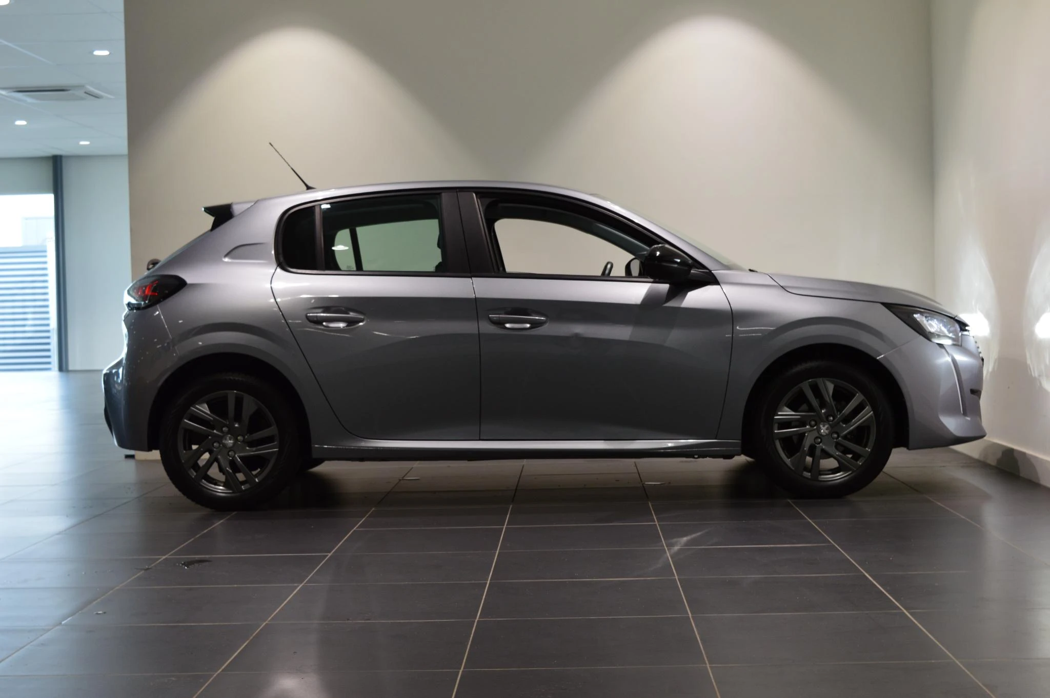 Peugeot-208-image-6