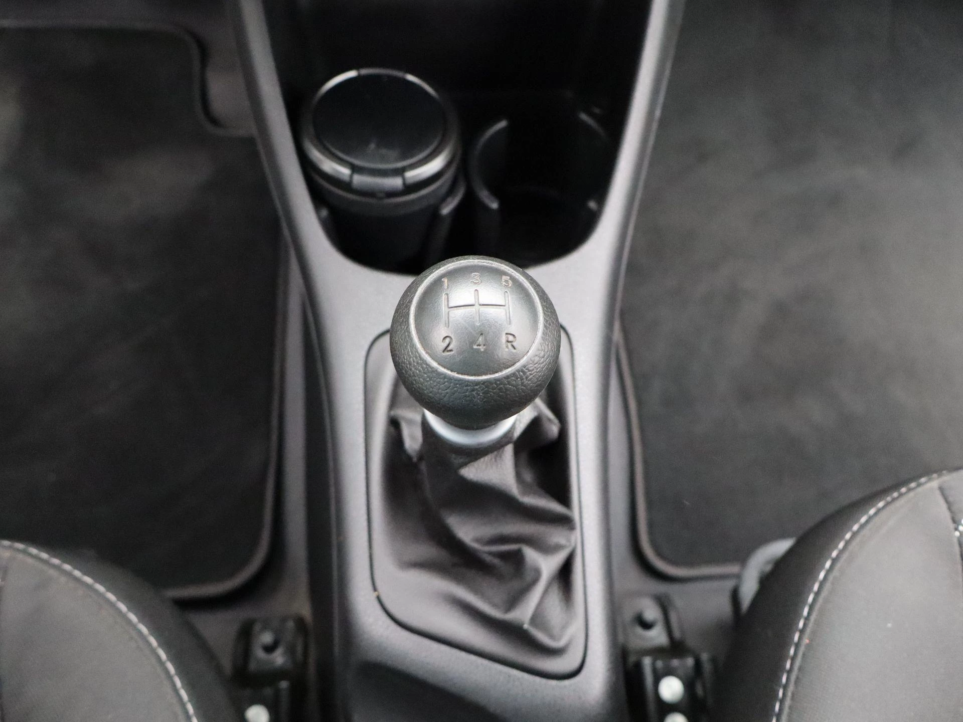 Kia-Picanto-image-12