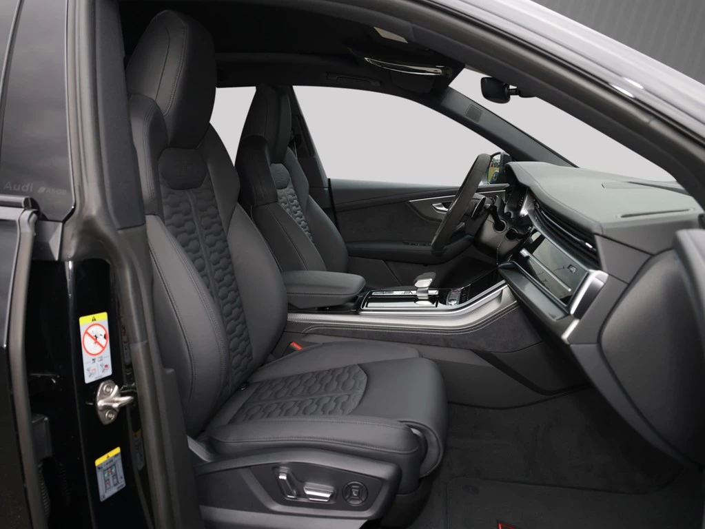 Audi RSQ8 SUV 441 kW tiptronic