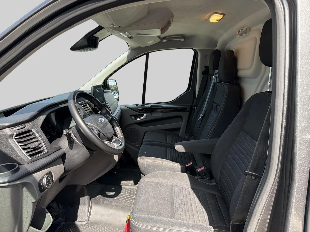 Ford-Transit Custom-image-7