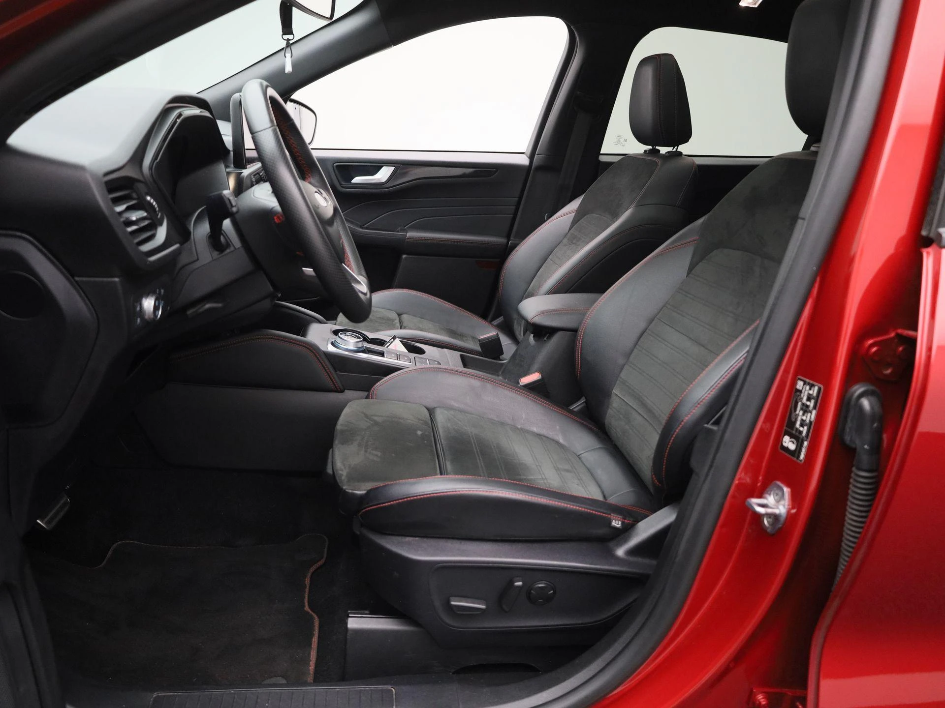 Ford-Kuga-image-9